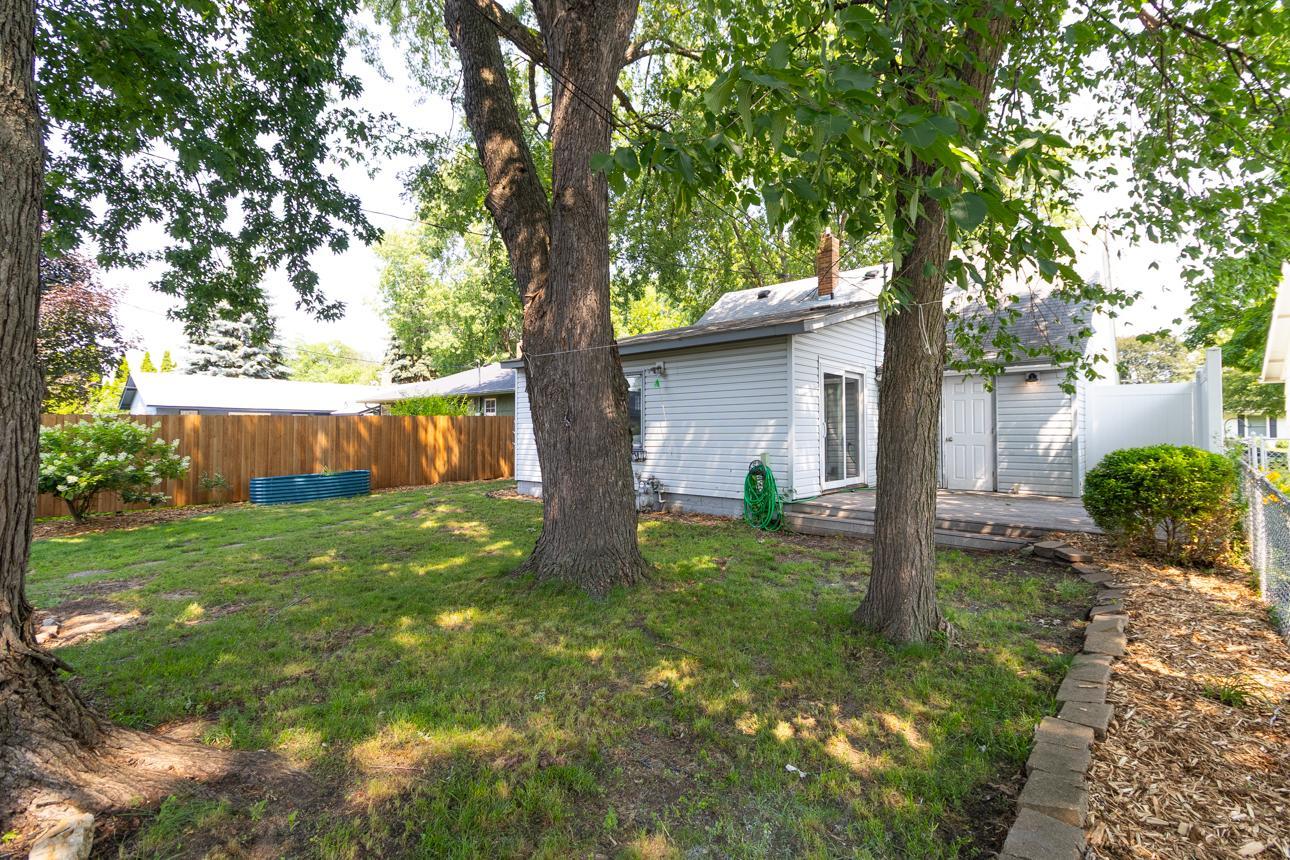 View of Residential at 2024 Itasca Avenue, Saint Paul MN 55116, Saint Paul (36 of 40) - Mike Wilen | Minnesota Team Real Estate