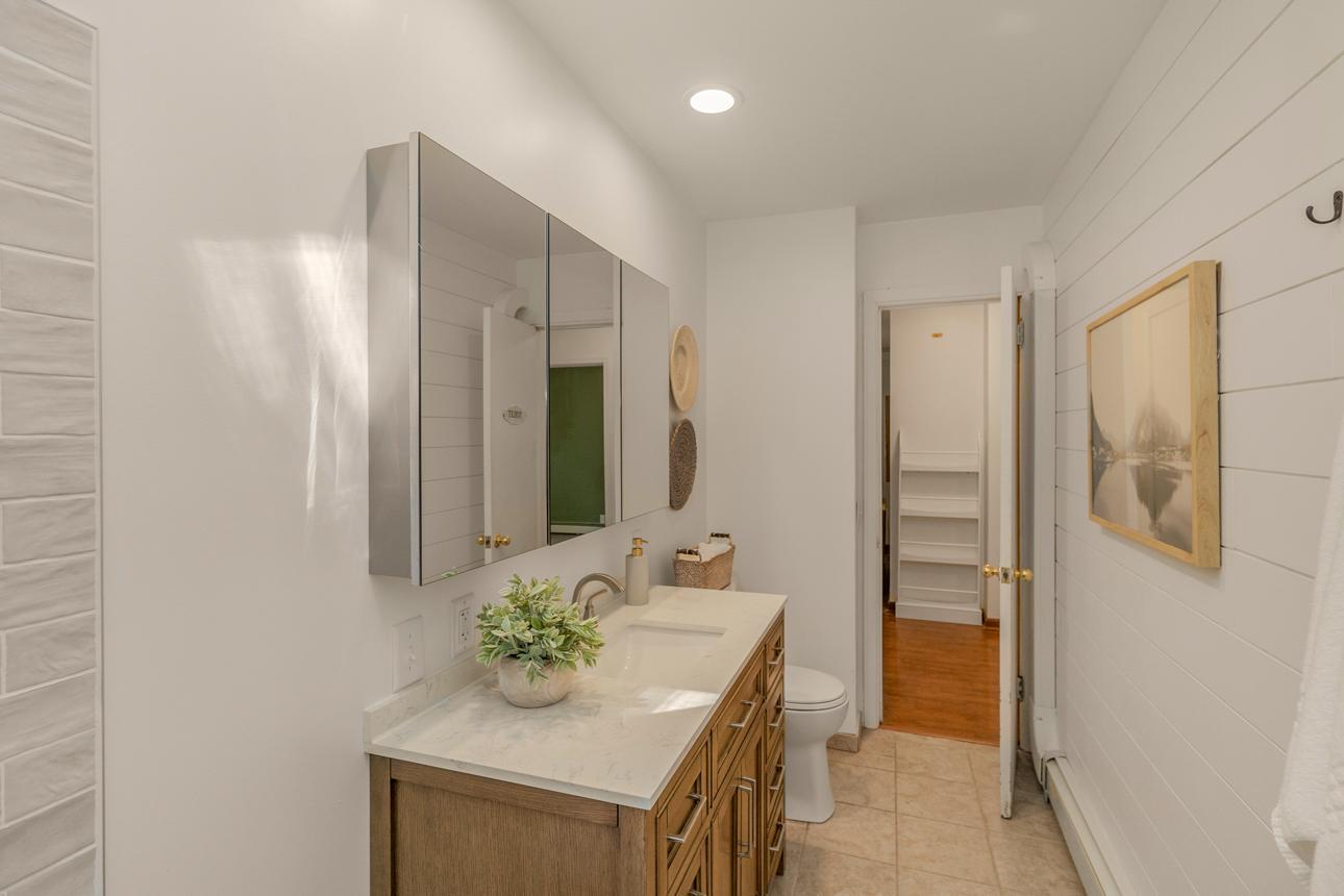 View of Residential at 2024 Itasca Avenue, Saint Paul MN 55116, Saint Paul (22 of 40) - Mike Wilen | Minnesota Team Real Estate