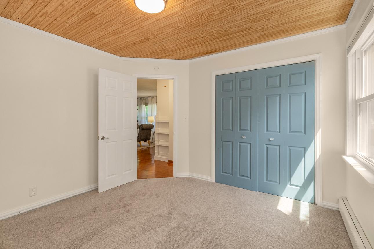 View of Residential at 2024 Itasca Avenue, Saint Paul MN 55116, Saint Paul (19 of 40) - Mike Wilen | Minnesota Team Real Estate