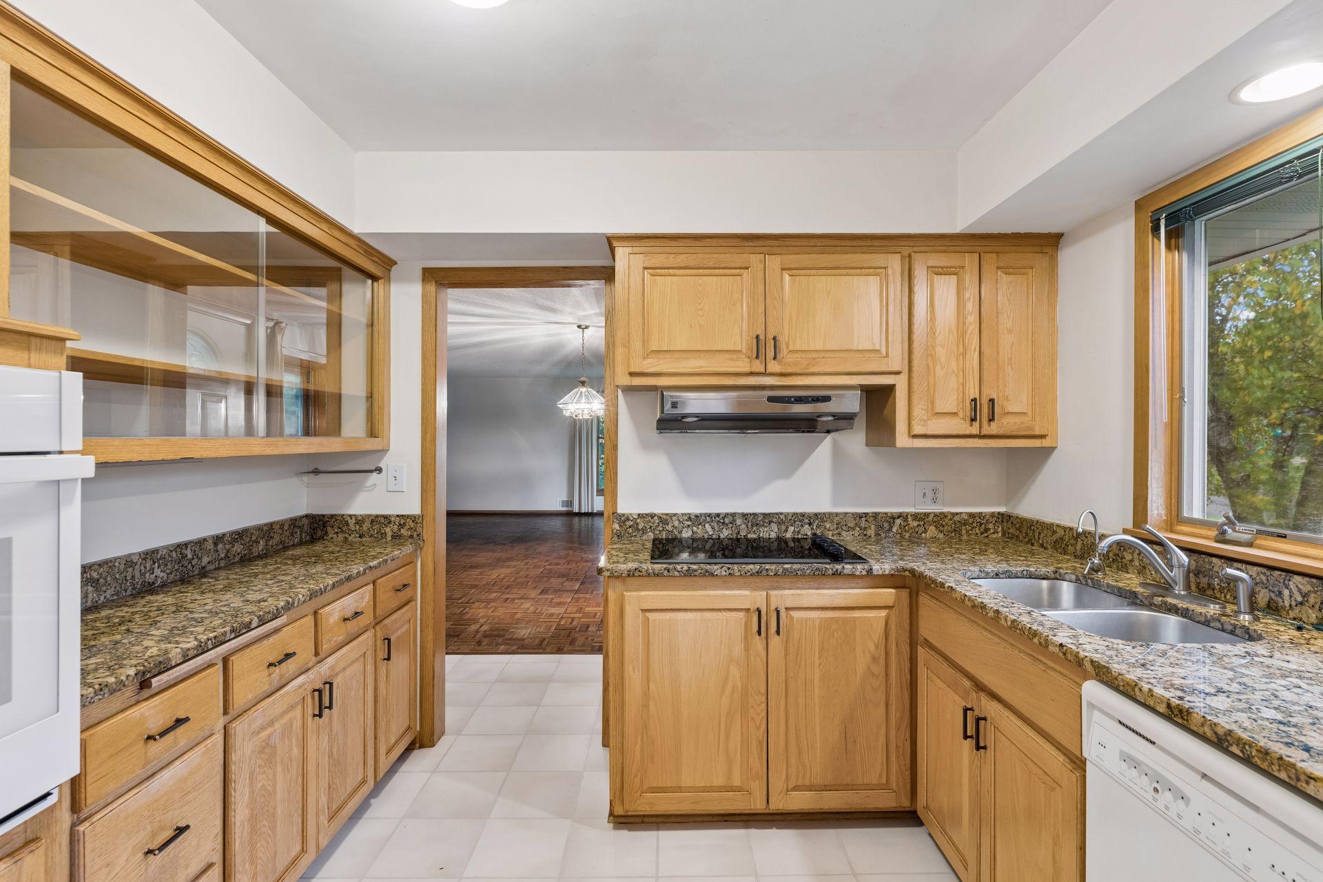 View of Residential at 124 Natchez Avenue, Golden Valley MN 55422, Golden Valley (12 of 25) - Mike Wilen | Minnesota Team Real Estate