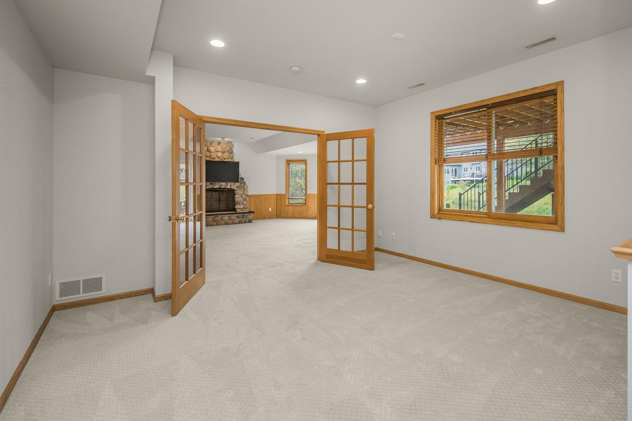 View of Residential at 818 Park Place Drive, Mendota Heights MN 55118, Mendota Heights (33 of 44) - Mike Wilen | Minnesota Team Real Estate