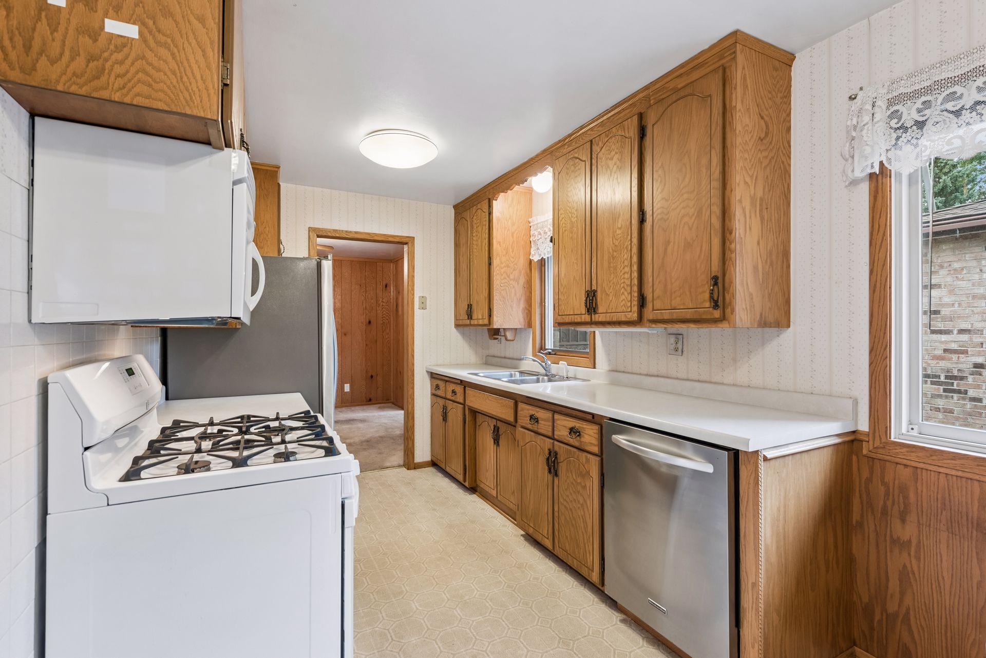 View of Residential at 8367 Greene Avenue, Cottage Grove MN 55016, Cottage Grove (14 of 41) - Mike Wilen | Minnesota Team Real Estate