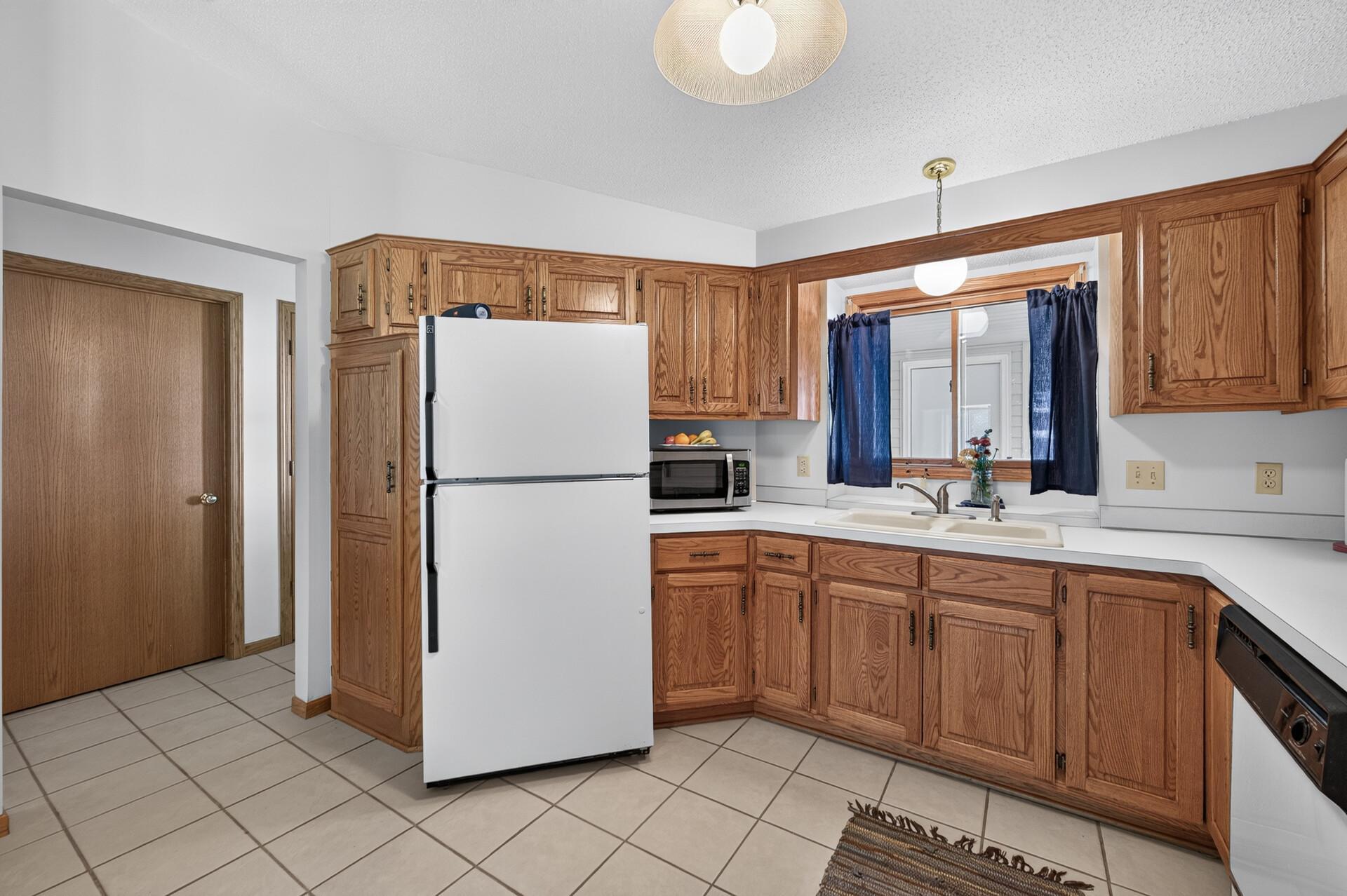 View of Residential at 8709 Norway Street, Coon Rapids MN 55433, Coon Rapids (14 of 24) - Mike Wilen | Minnesota Team Real Estate