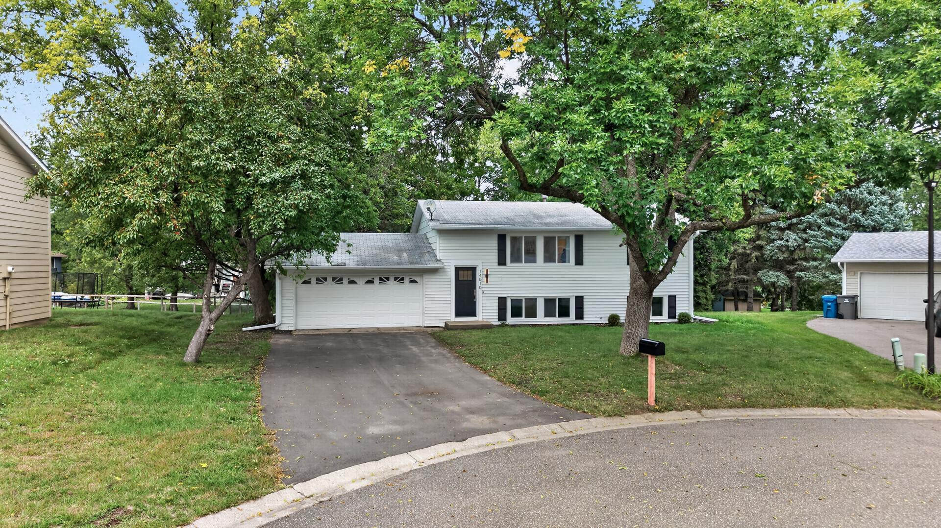 View of Residential at 14010 38th Avenue, Plymouth MN 55447, Plymouth (32 of 42) - Mike Wilen | Minnesota Team Real Estate