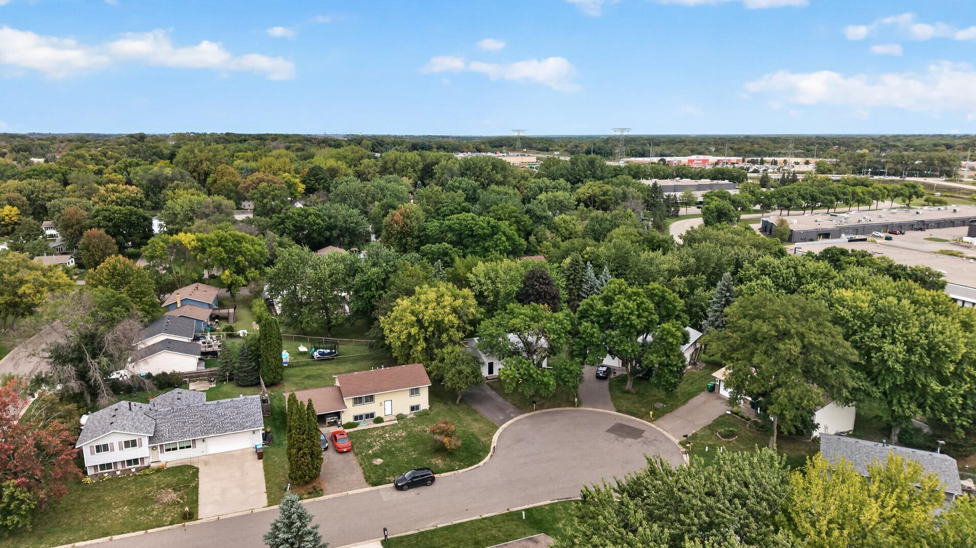 View of Residential at 14010 38th Avenue, Plymouth MN 55447, Plymouth (31 of 42) - Mike Wilen | Minnesota Team Real Estate