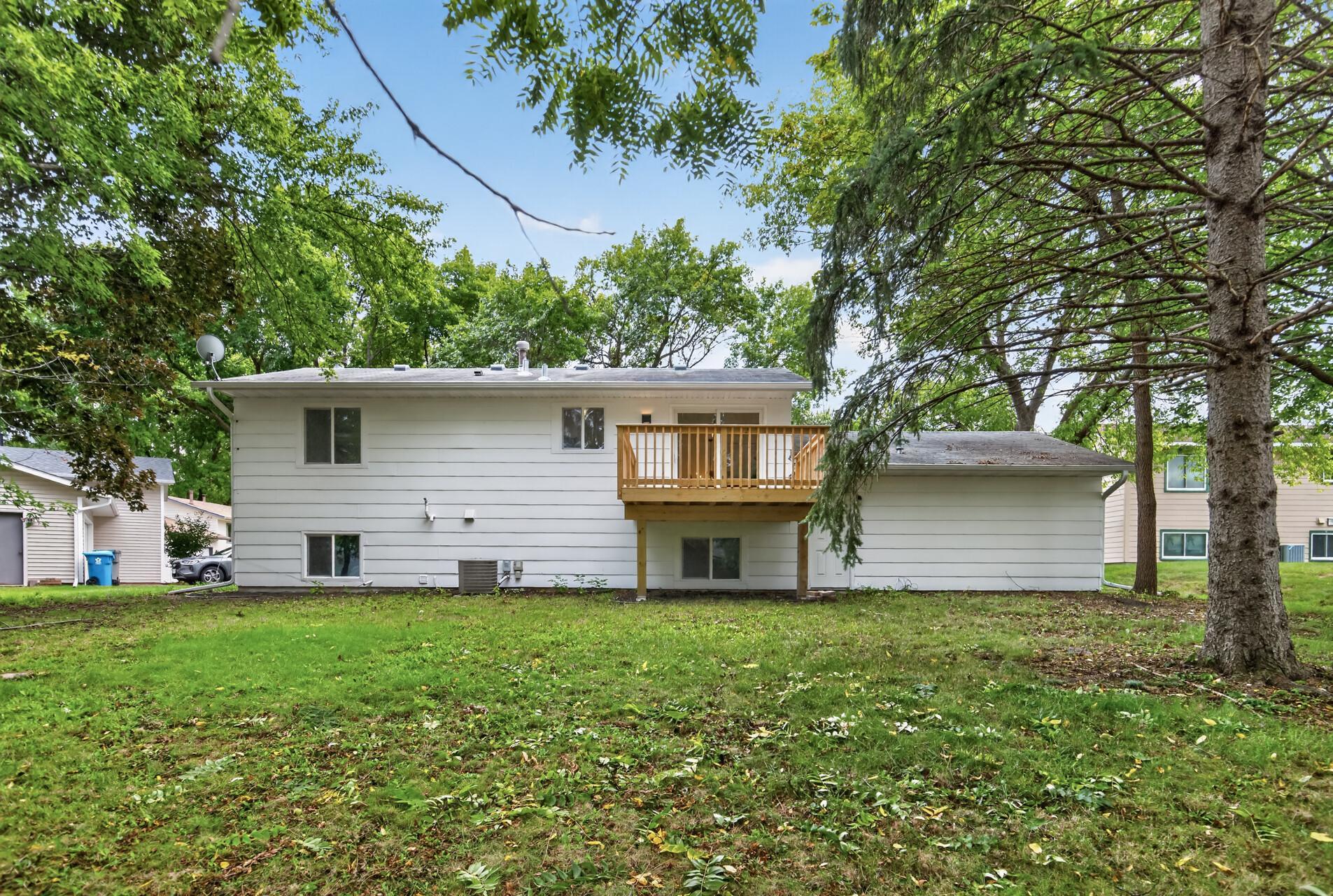 View of Residential at 14010 38th Avenue, Plymouth MN 55447, Plymouth (28 of 42) - Mike Wilen | Minnesota Team Real Estate
