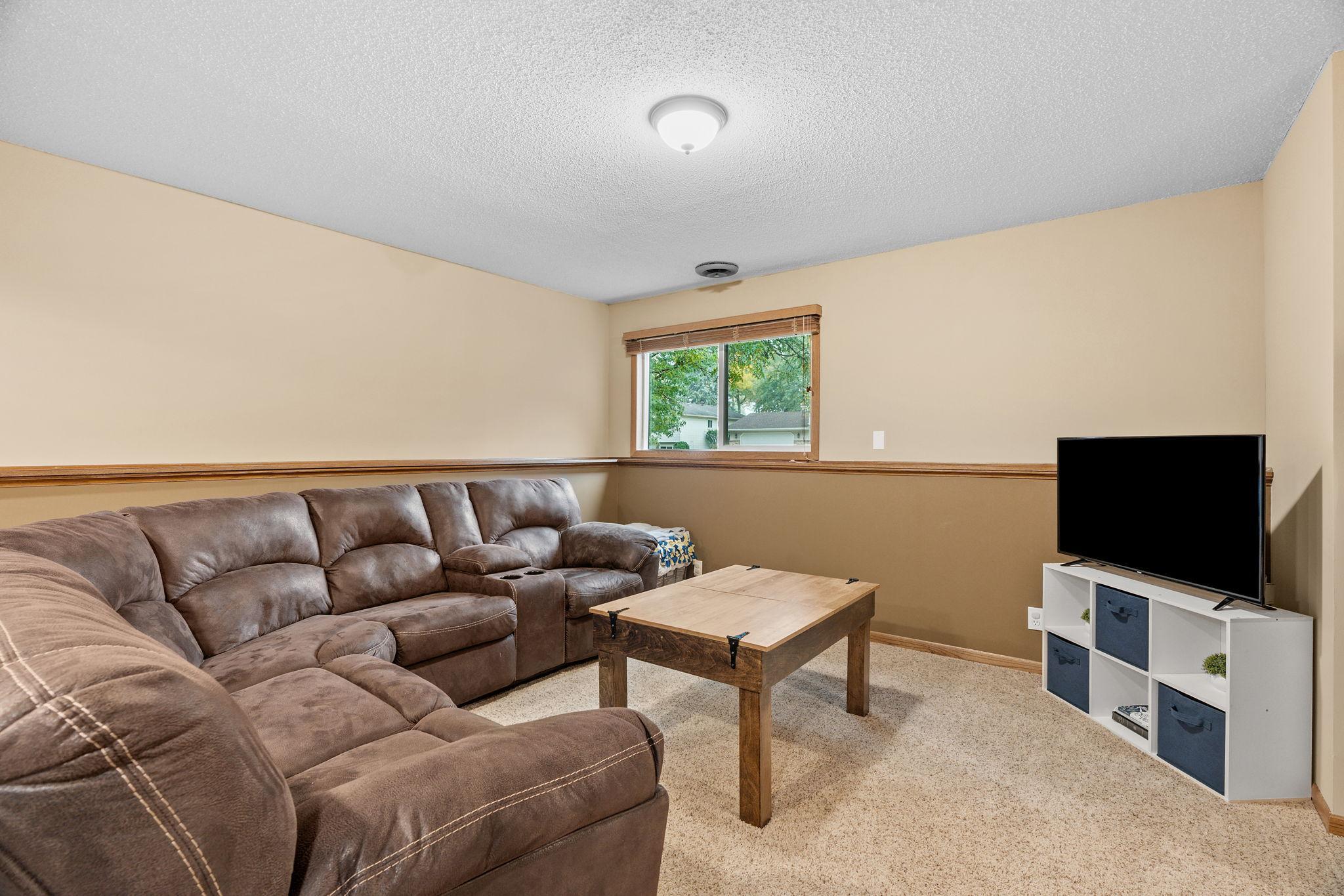 View of Residential at 9612 Union Terrace Lane, Maple Grove MN 55369, Maple Grove (21 of 27) - Mike Wilen | Minnesota Team Real Estate
