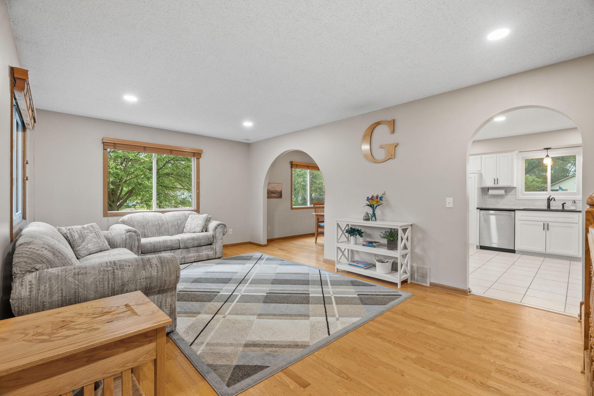 View of Residential at 9612 Union Terrace Lane, Maple Grove MN 55369, Maple Grove (5 of 27) - Mike Wilen | Minnesota Team Real Estate