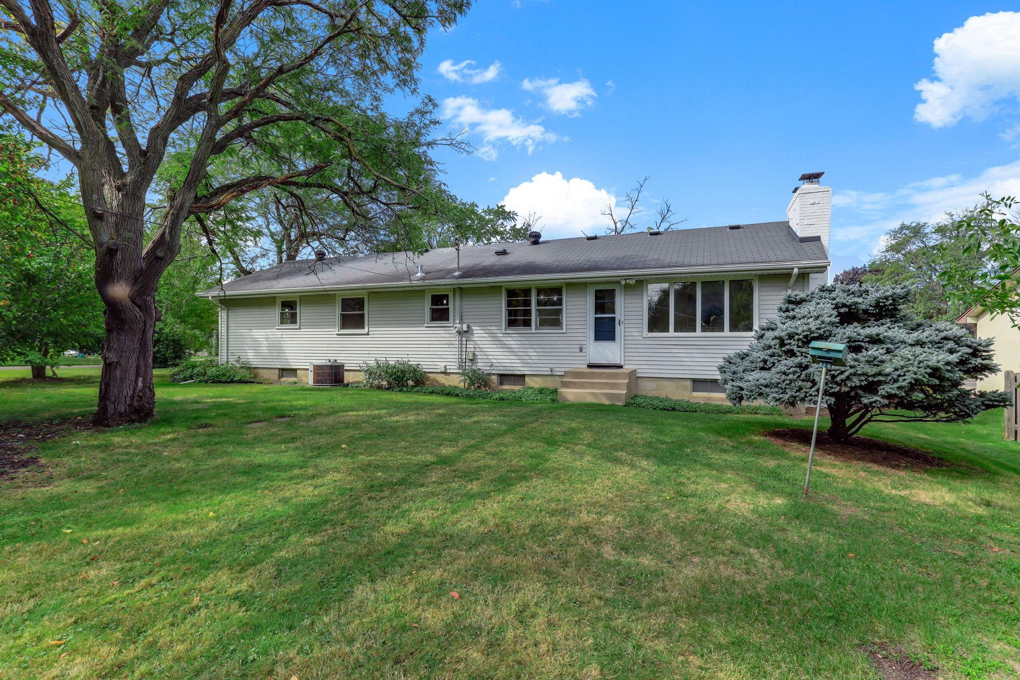 View of Residential at 3988 Wisconsin Avenue, New Hope MN 55427, New Hope (36 of 40) - Mike Wilen | Minnesota Team Real Estate