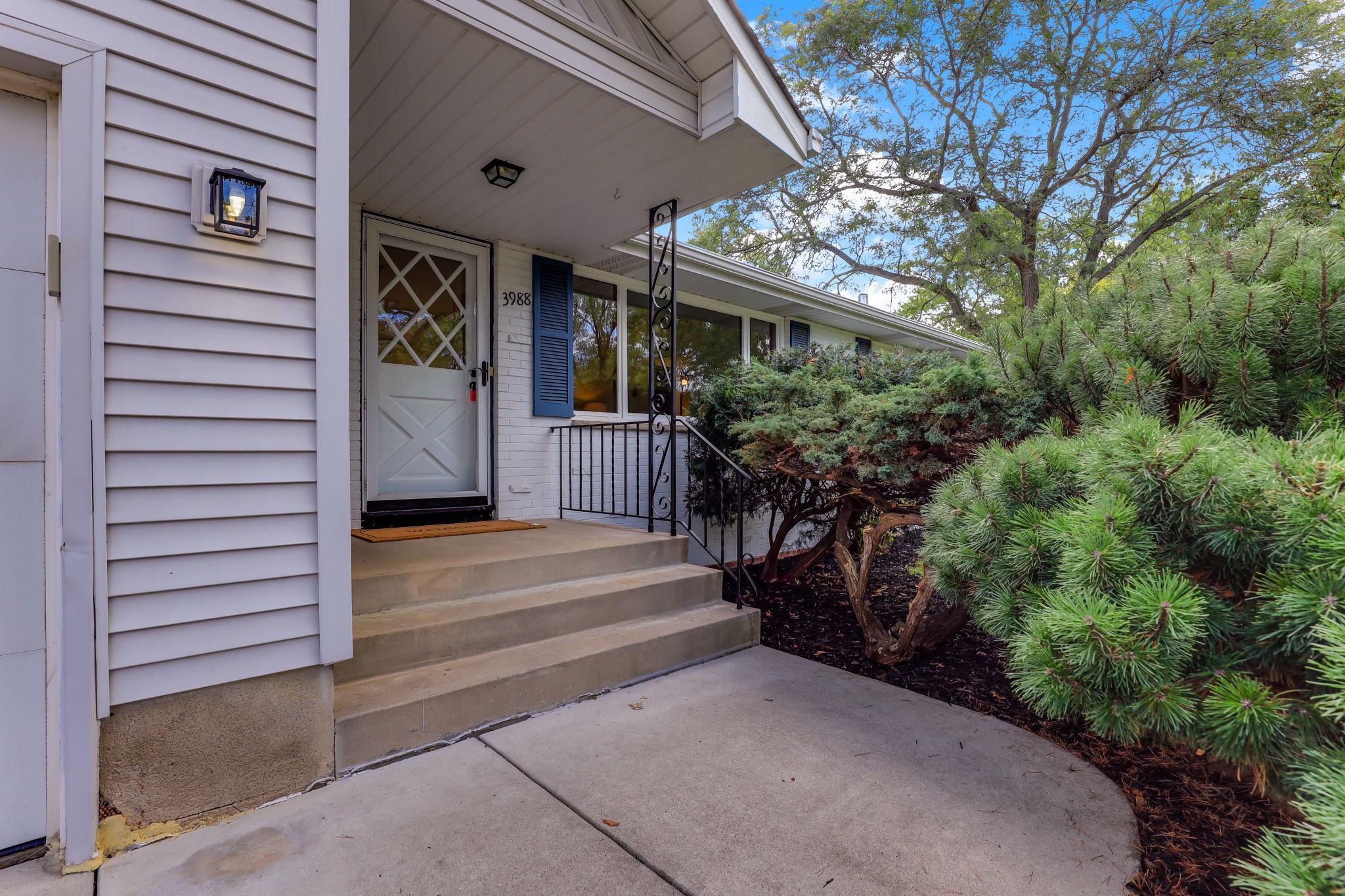 View of Residential at 3988 Wisconsin Avenue, New Hope MN 55427, New Hope (38 of 40) - Mike Wilen | Minnesota Team Real Estate