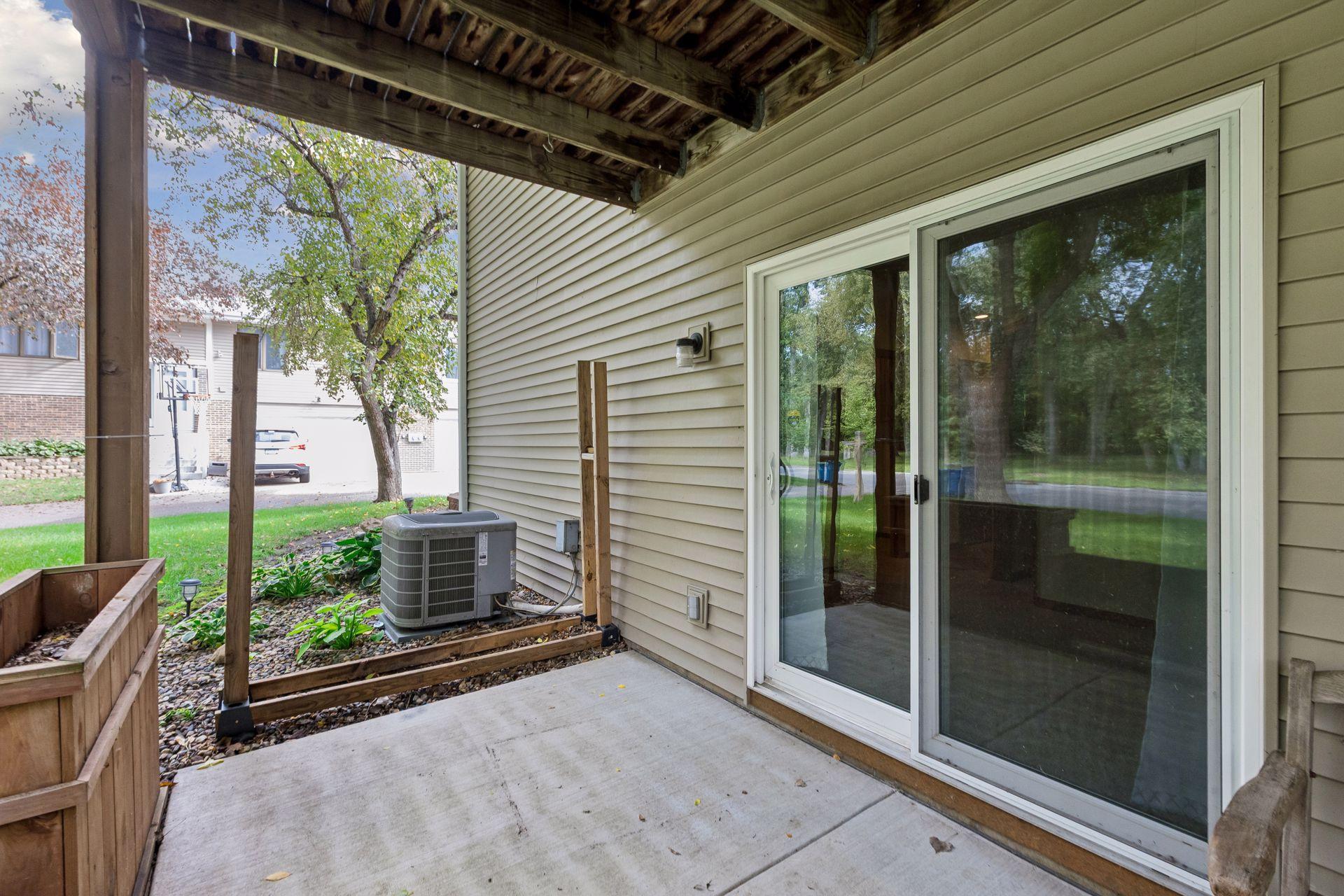 View of Residential at 533 Ravoux Road, Chaska MN 55318, Chaska (36 of 46) - Mike Wilen | Minnesota Team Real Estate