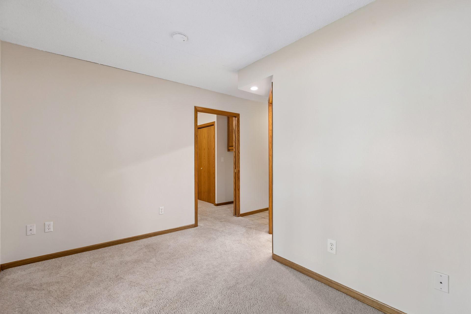 View of Residential at 533 Ravoux Road, Chaska MN 55318, Chaska (29 of 46) - Mike Wilen | Minnesota Team Real Estate