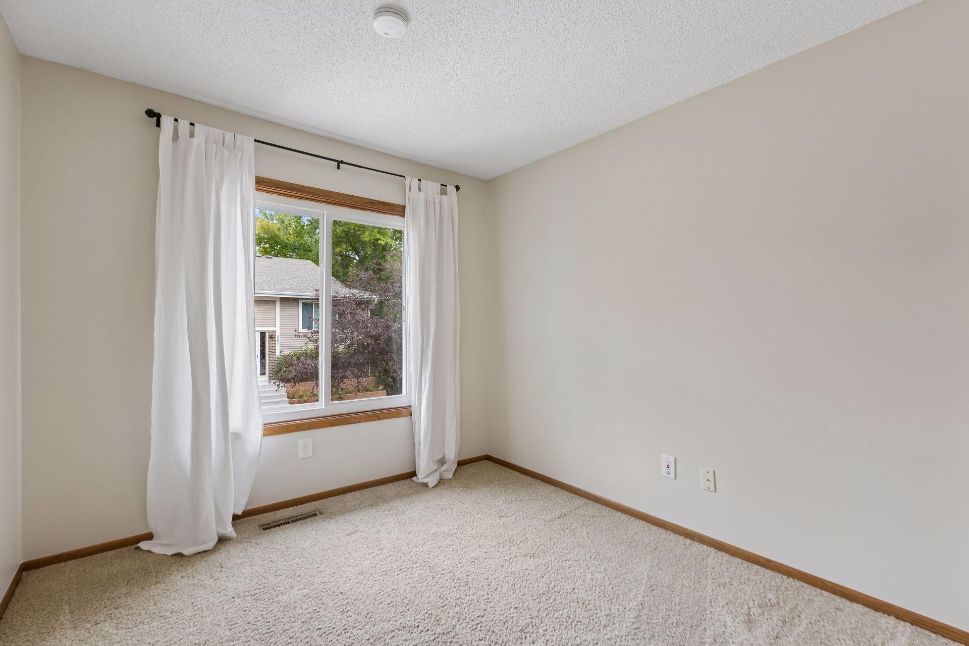 View of Residential at 533 Ravoux Road, Chaska MN 55318, Chaska (27 of 46) - Mike Wilen | Minnesota Team Real Estate