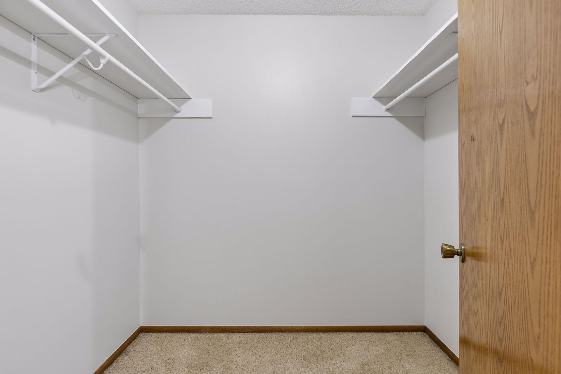 View of Residential at 533 Ravoux Road, Chaska MN 55318, Chaska (26 of 46) - Mike Wilen | Minnesota Team Real Estate