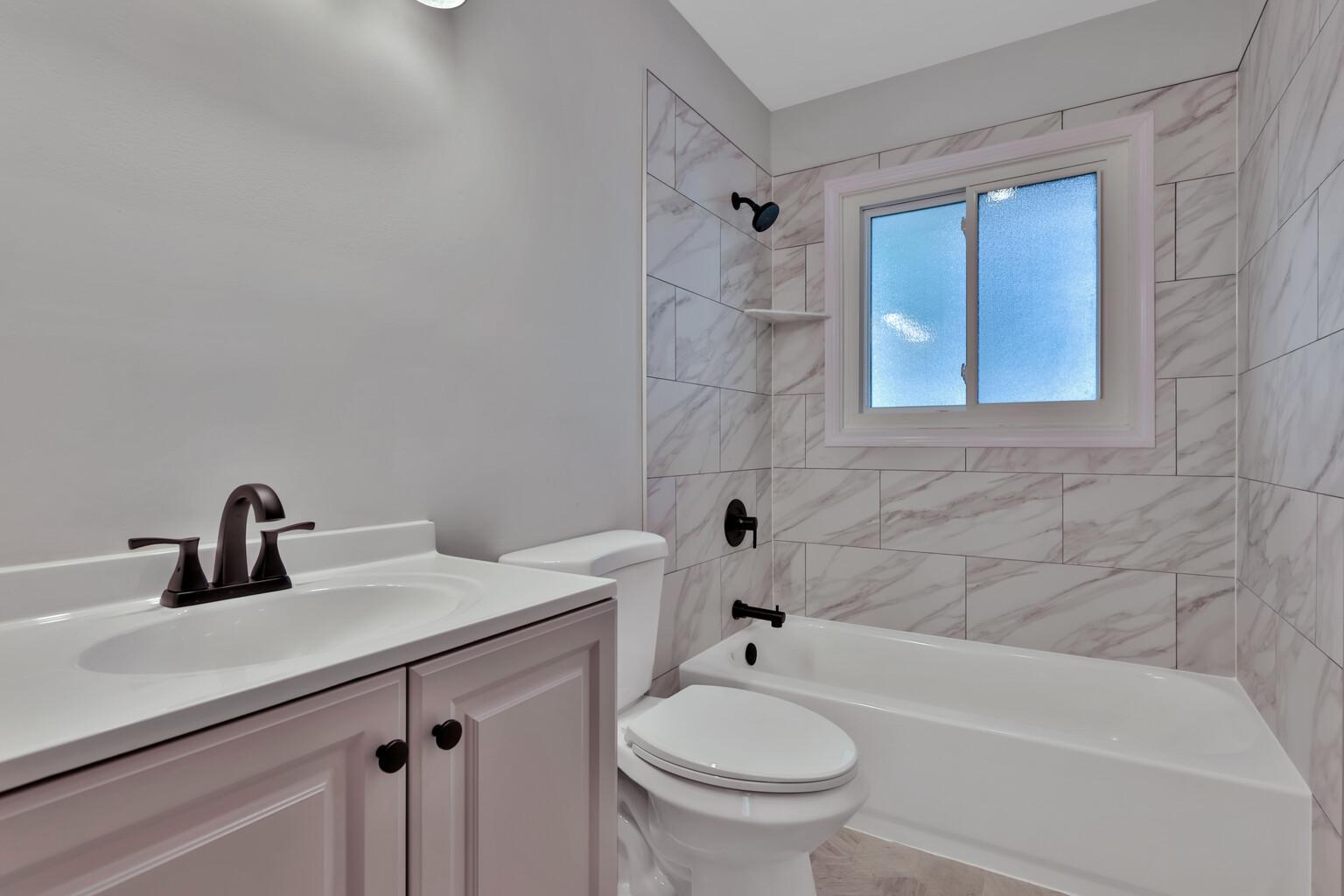 View of Residential at 1017 Livingston Avenue, West Saint Paul MN 55118, West Saint Paul (16 of 37) - Mike Wilen | Minnesota Team Real Estate