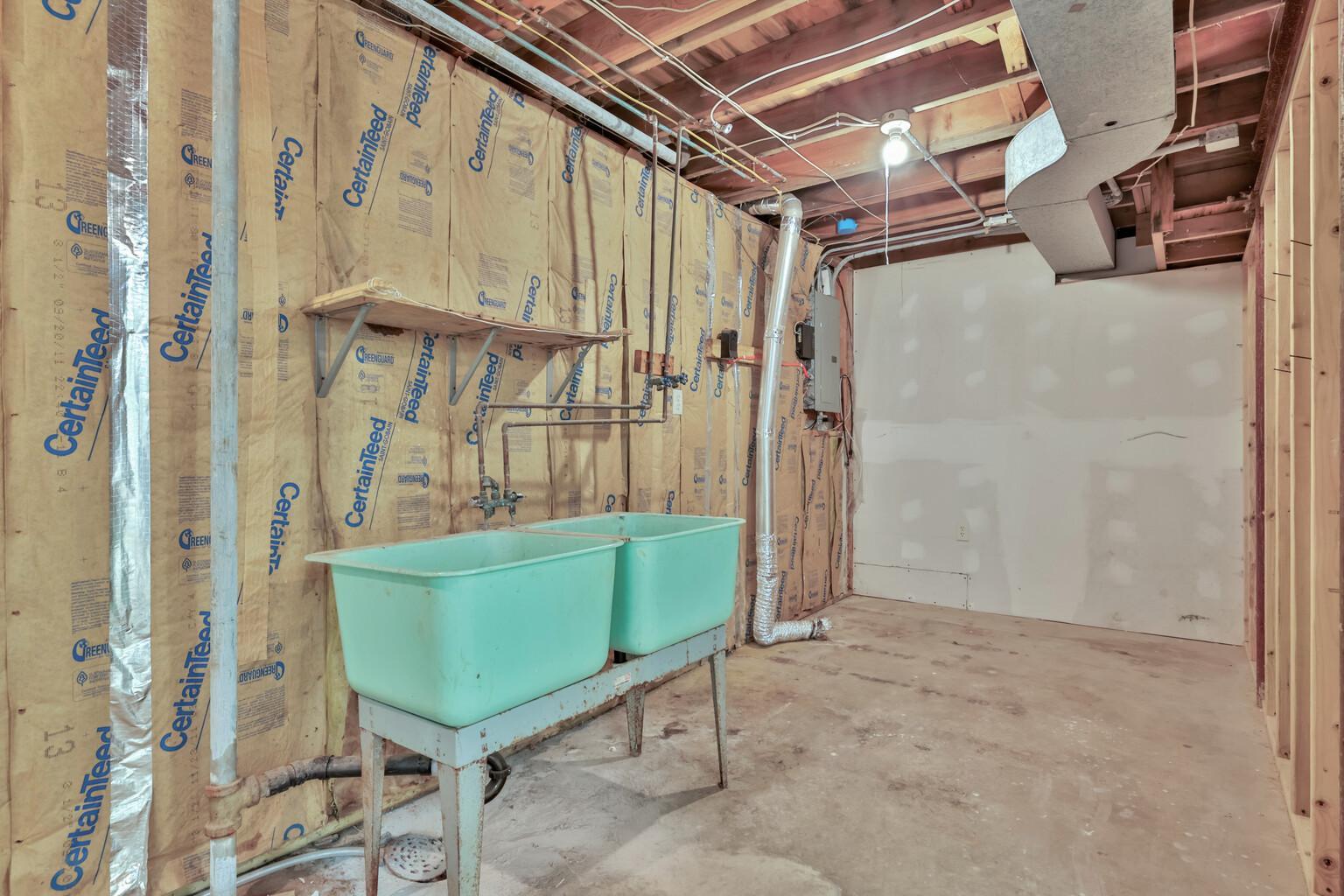 View of Residential at 1017 Livingston Avenue, West Saint Paul MN 55118, West Saint Paul (29 of 37) - Mike Wilen | Minnesota Team Real Estate