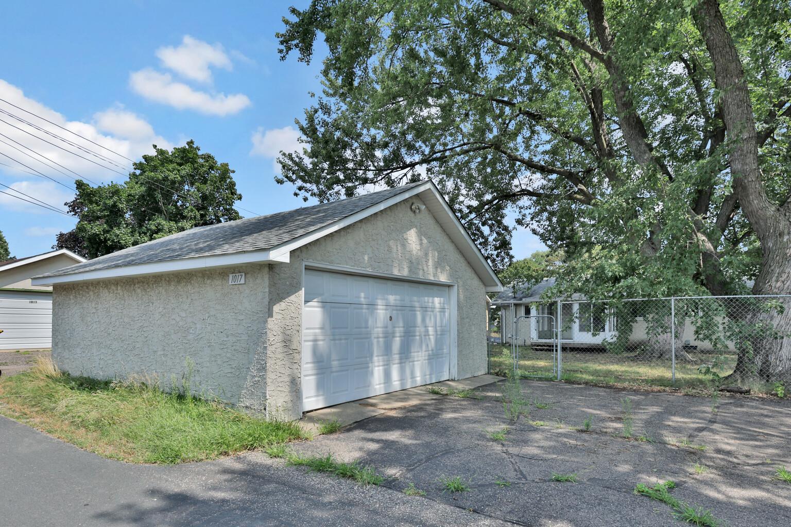View of Residential at 1017 Livingston Avenue, West Saint Paul MN 55118, West Saint Paul (33 of 37) - Mike Wilen | Minnesota Team Real Estate
