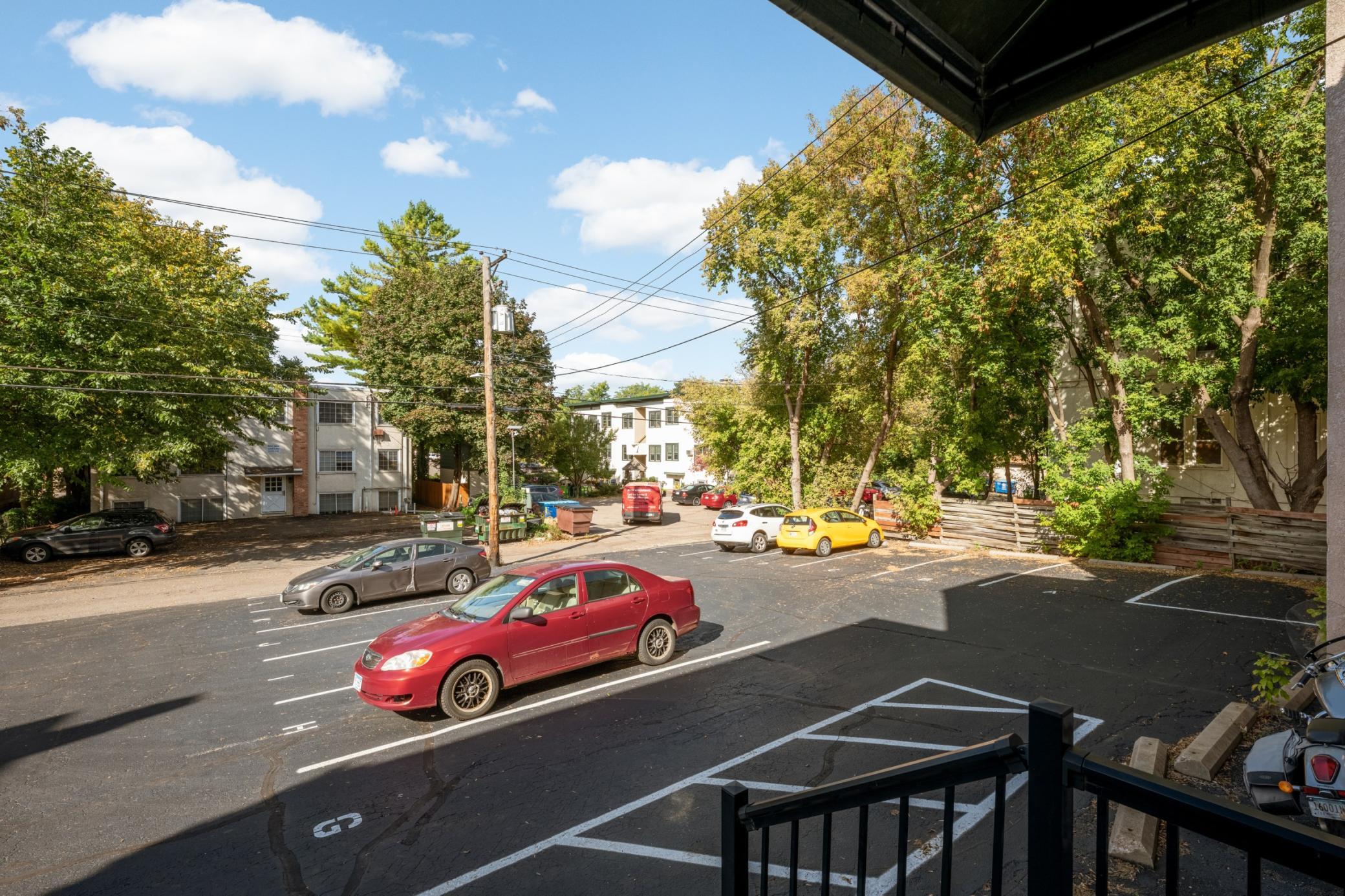 View of Residential at 2536 Dupont Avenue #101, Minneapolis MN 55405, Minneapolis (14 of 20) - Mike Wilen | Minnesota Team Real Estate