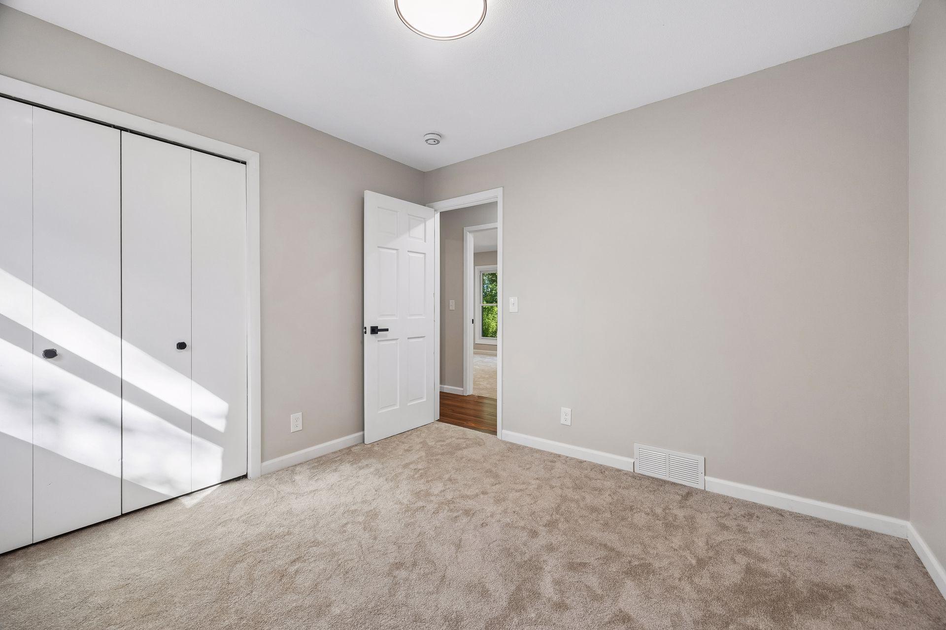 View of Residential at 4335 Briarwood Drive, Minnetonka MN 55343, Minnetonka (31 of 45) - Mike Wilen | Minnesota Team Real Estate