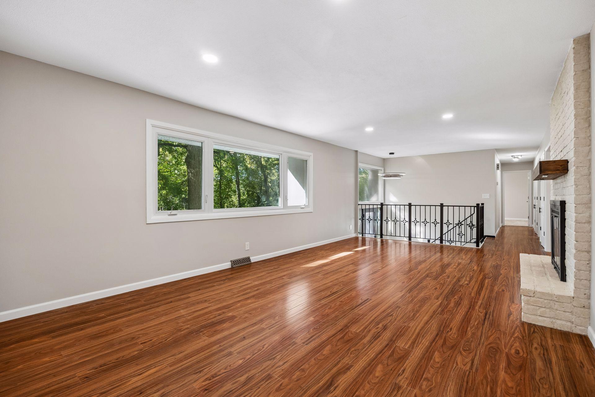 View of Residential at 4335 Briarwood Drive, Minnetonka MN 55343, Minnetonka (10 of 45) - Mike Wilen | Minnesota Team Real Estate