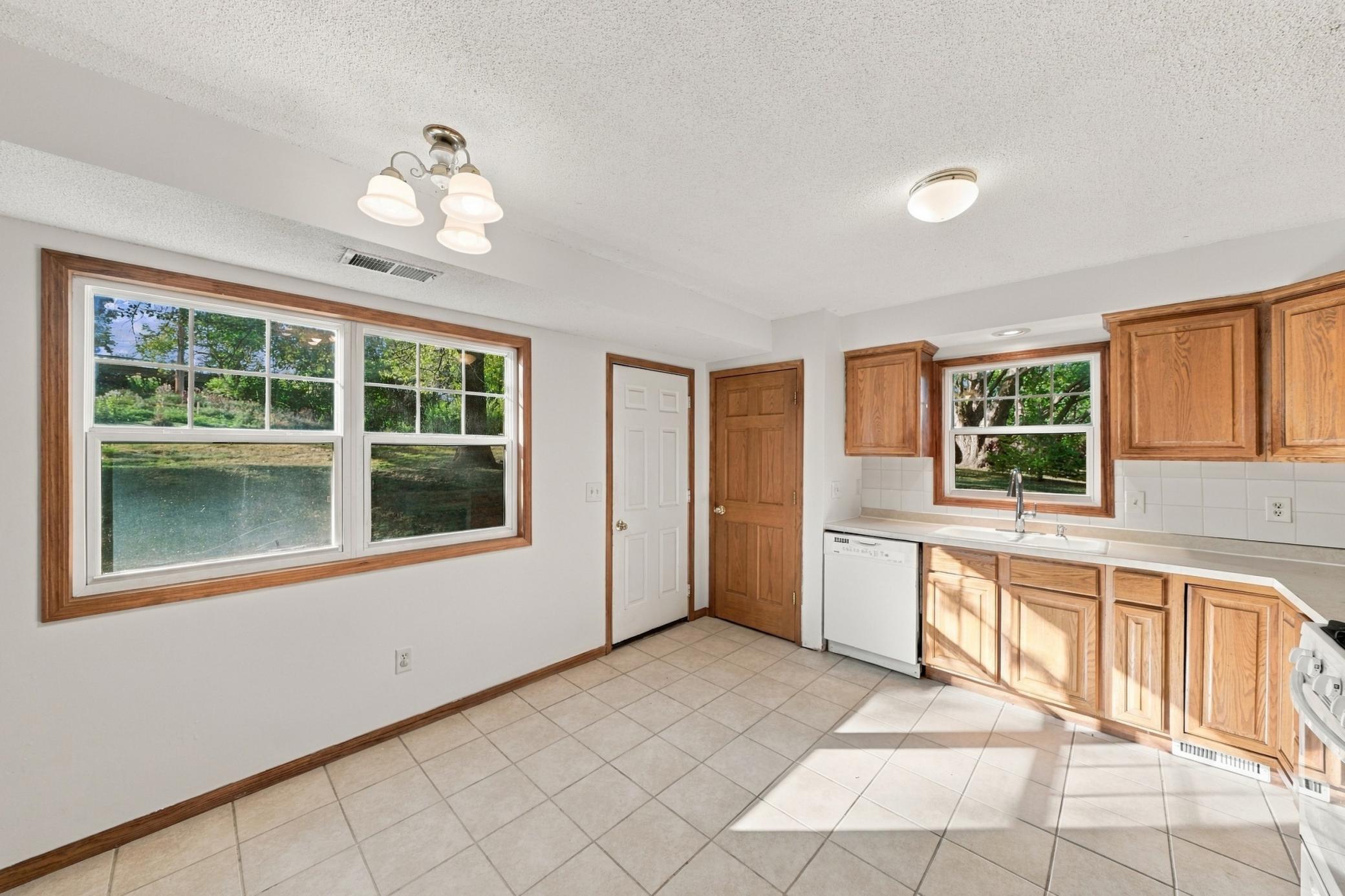 View of Residential Income at 6980 Alpine Trail, Eden Prairie MN 55346, Eden Prairie (11 of 22) - Mike Wilen | Minnesota Team Real Estate
