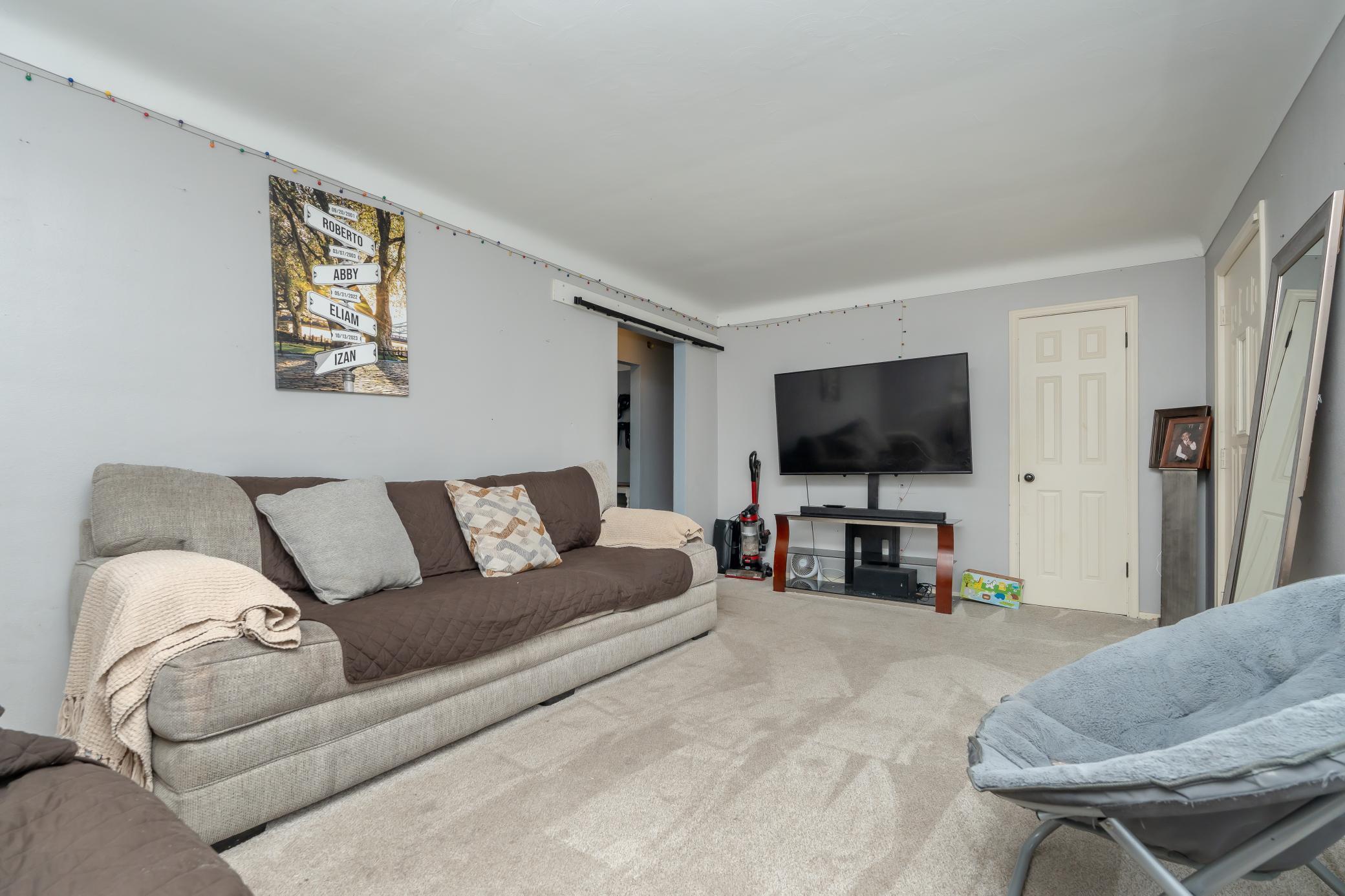 View of Residential at 1809 Jackson Street, Maplewood MN 55117, Maplewood (5 of 16) - Mike Wilen | Minnesota Team Real Estate