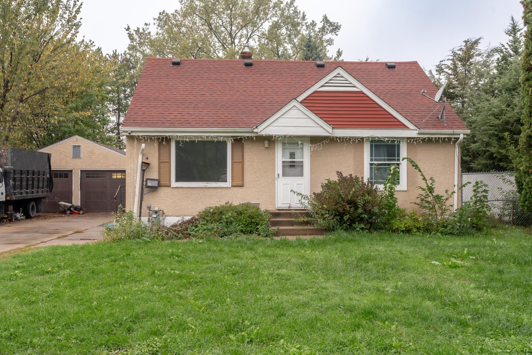 View of Single Family at 1809 Jackson Street, Maplewood - Mike Wilen | Minnesota Team Real Estate