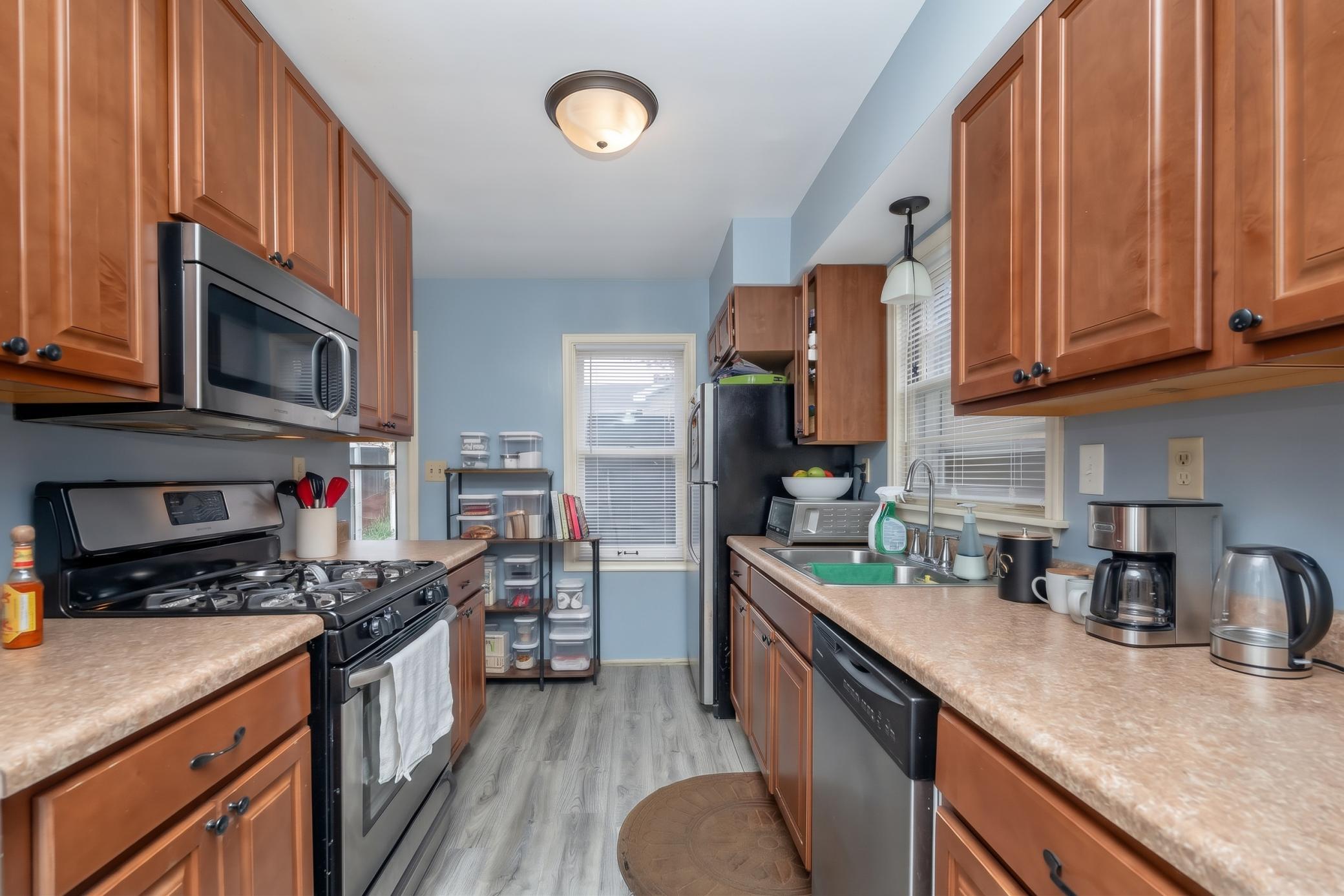 View of Residential at 1809 Jackson Street, Maplewood MN 55117, Maplewood (7 of 16) - Mike Wilen | Minnesota Team Real Estate