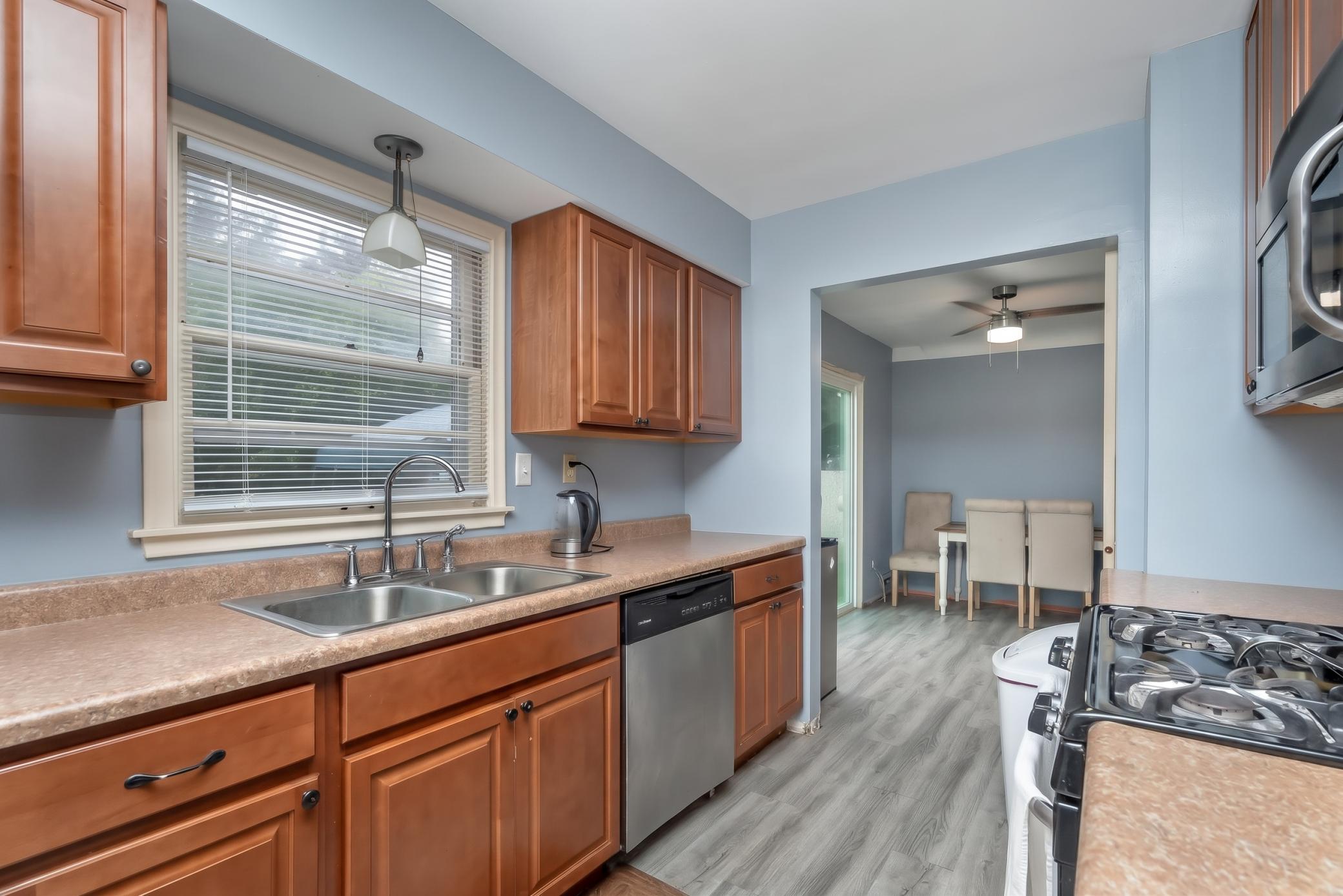 View of Residential at 1809 Jackson Street, Maplewood MN 55117, Maplewood (8 of 16) - Mike Wilen | Minnesota Team Real Estate