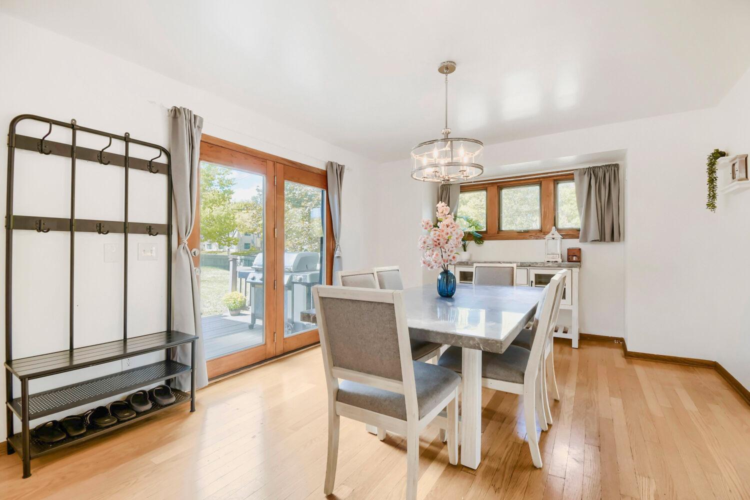 View of Residential at 2729 3rd Street, Minneapolis MN 55411, Minneapolis (11 of 37) - Mike Wilen | Minnesota Team Real Estate