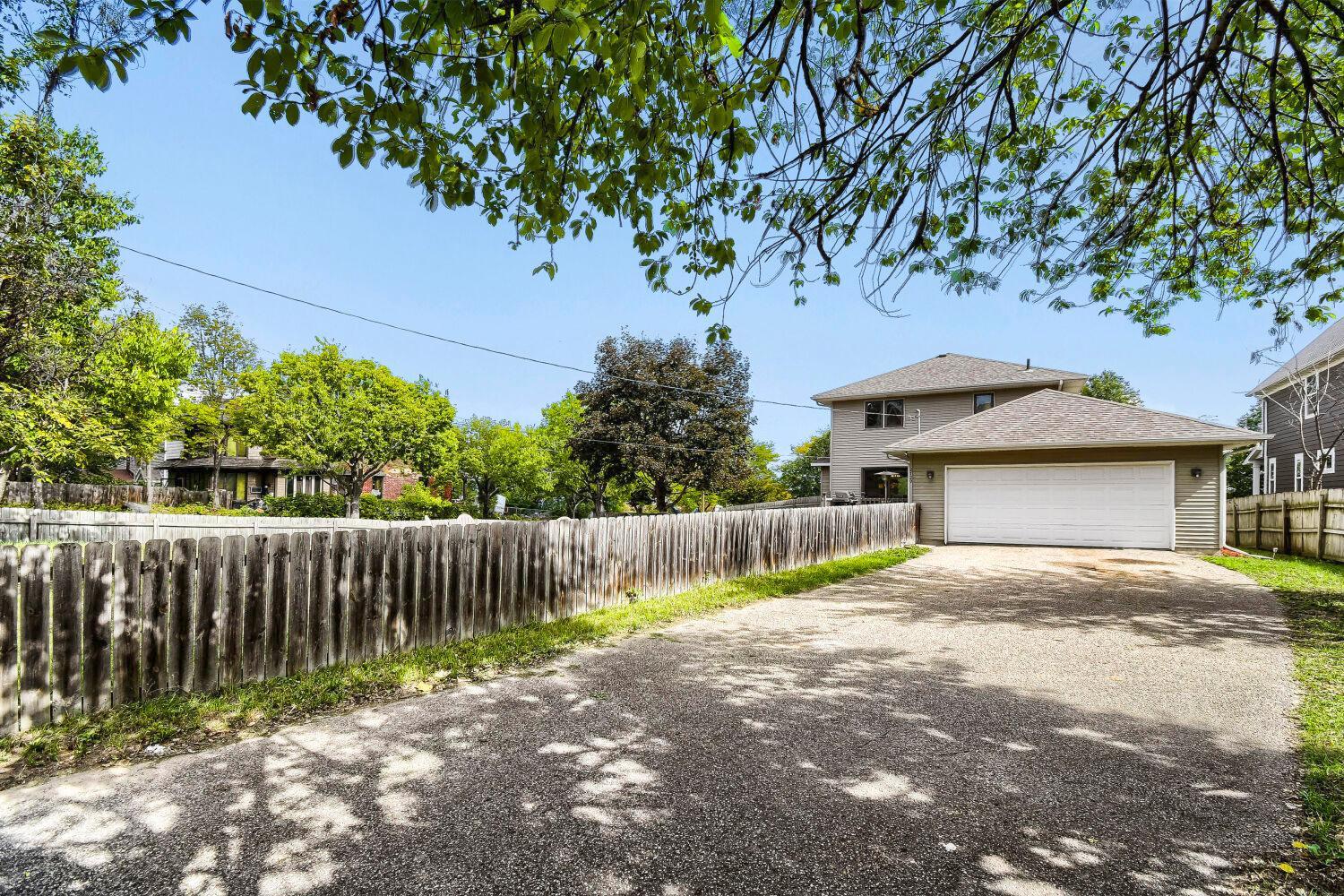 View of Residential at 2729 3rd Street, Minneapolis MN 55411, Minneapolis (37 of 37) - Mike Wilen | Minnesota Team Real Estate
