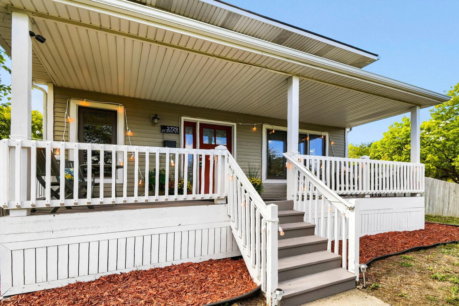 View of Residential at 2729 3rd Street, Minneapolis MN 55411, Minneapolis (3 of 37) - Mike Wilen | Minnesota Team Real Estate