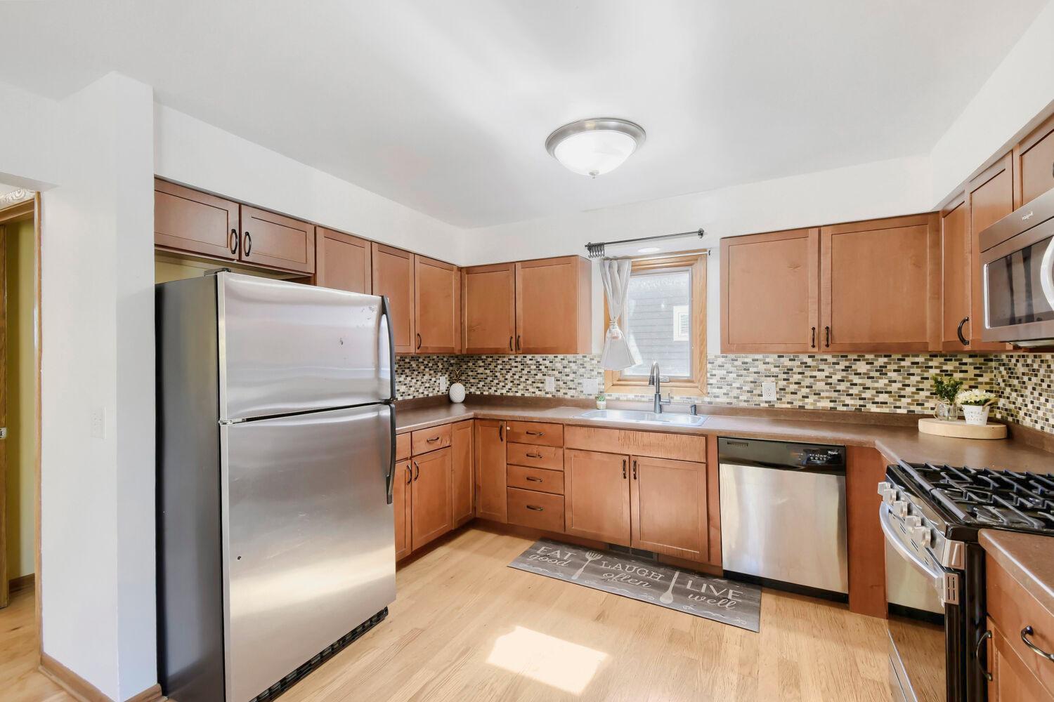 View of Residential at 2729 3rd Street, Minneapolis MN 55411, Minneapolis (13 of 37) - Mike Wilen | Minnesota Team Real Estate