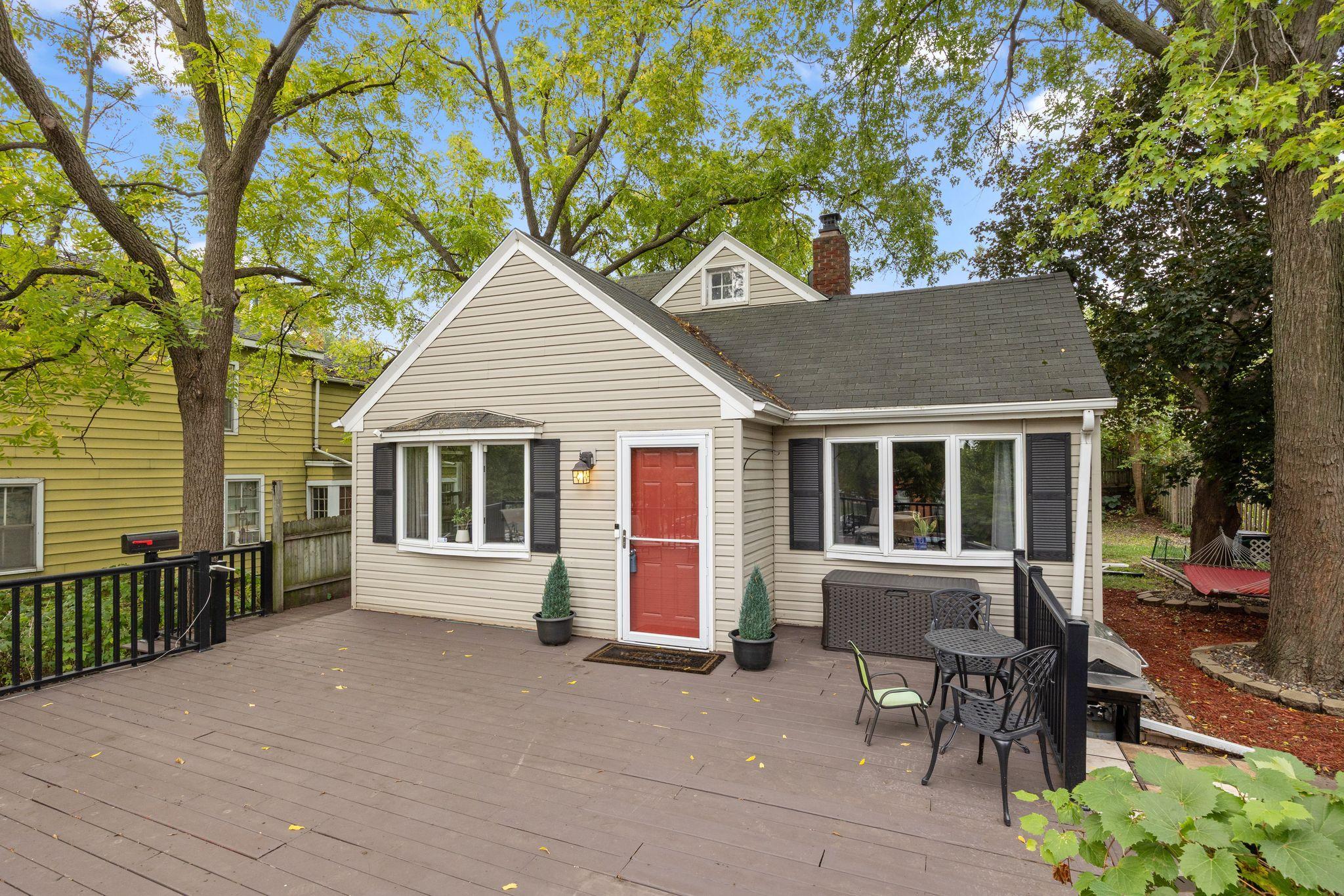 View of Residential at 992 McLean Avenue, Saint Paul MN 55106, Saint Paul (2 of 37) - Mike Wilen | Minnesota Team Real Estate