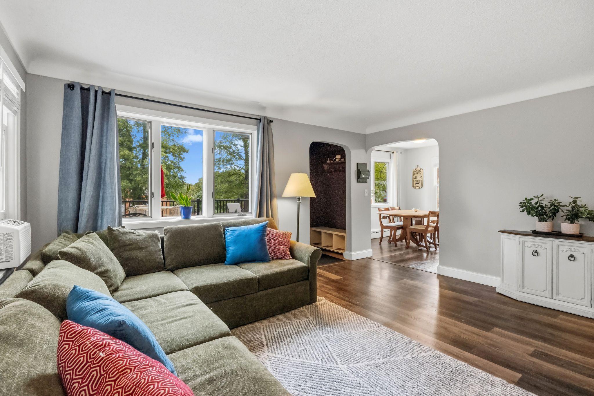 View of Residential at 992 McLean Avenue, Saint Paul MN 55106, Saint Paul (4 of 37) - Mike Wilen | Minnesota Team Real Estate