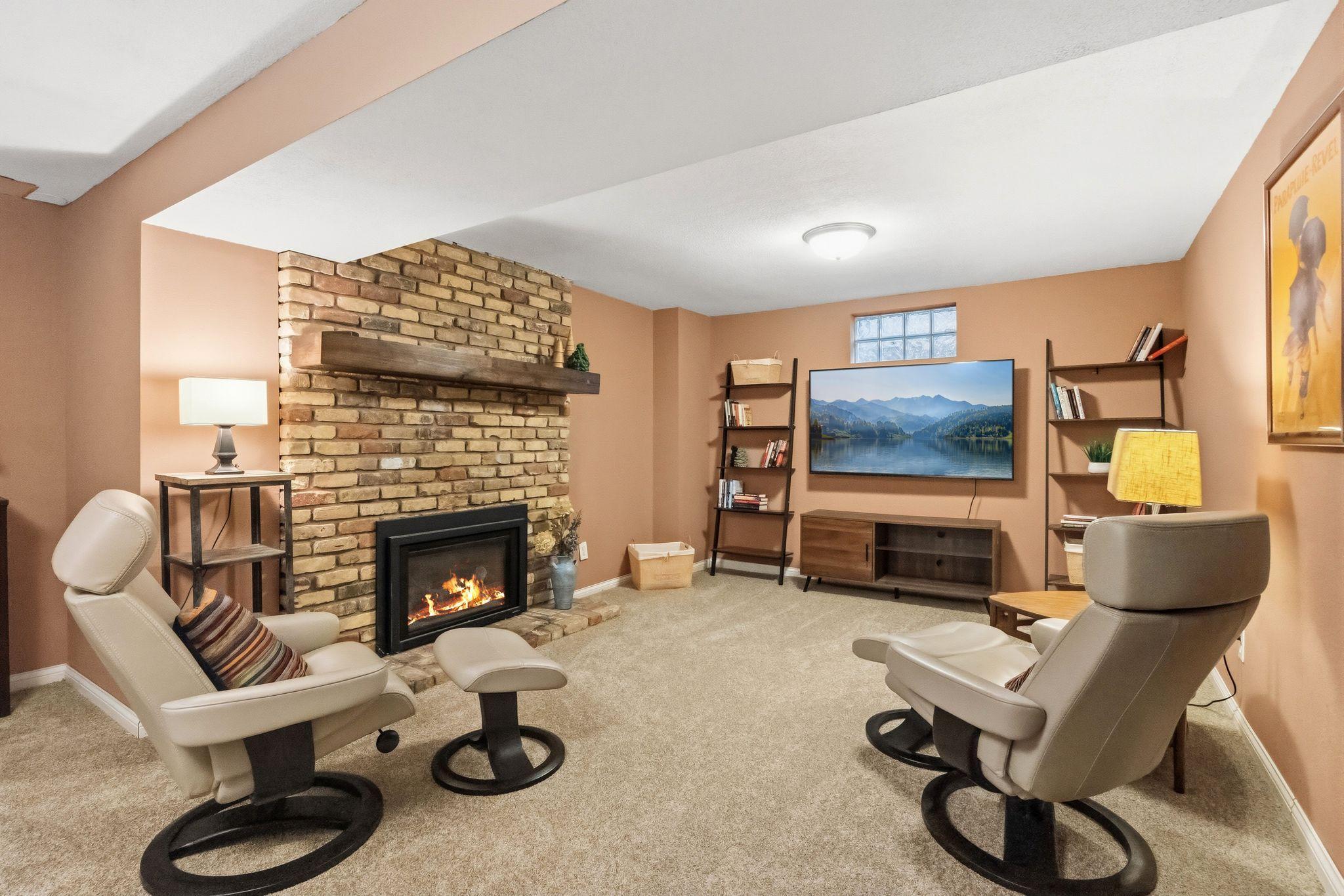 View of Residential at 992 McLean Avenue, Saint Paul MN 55106, Saint Paul (27 of 37) - Mike Wilen | Minnesota Team Real Estate