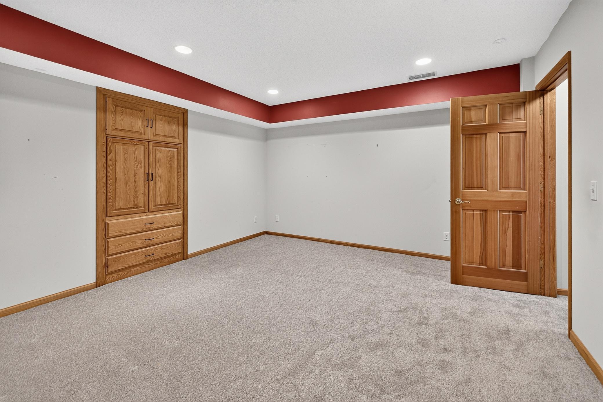 View of Residential at 4840 Sparrow Road, Minnetonka MN 55345, Minnetonka (31 of 44) - Mike Wilen | Minnesota Team Real Estate