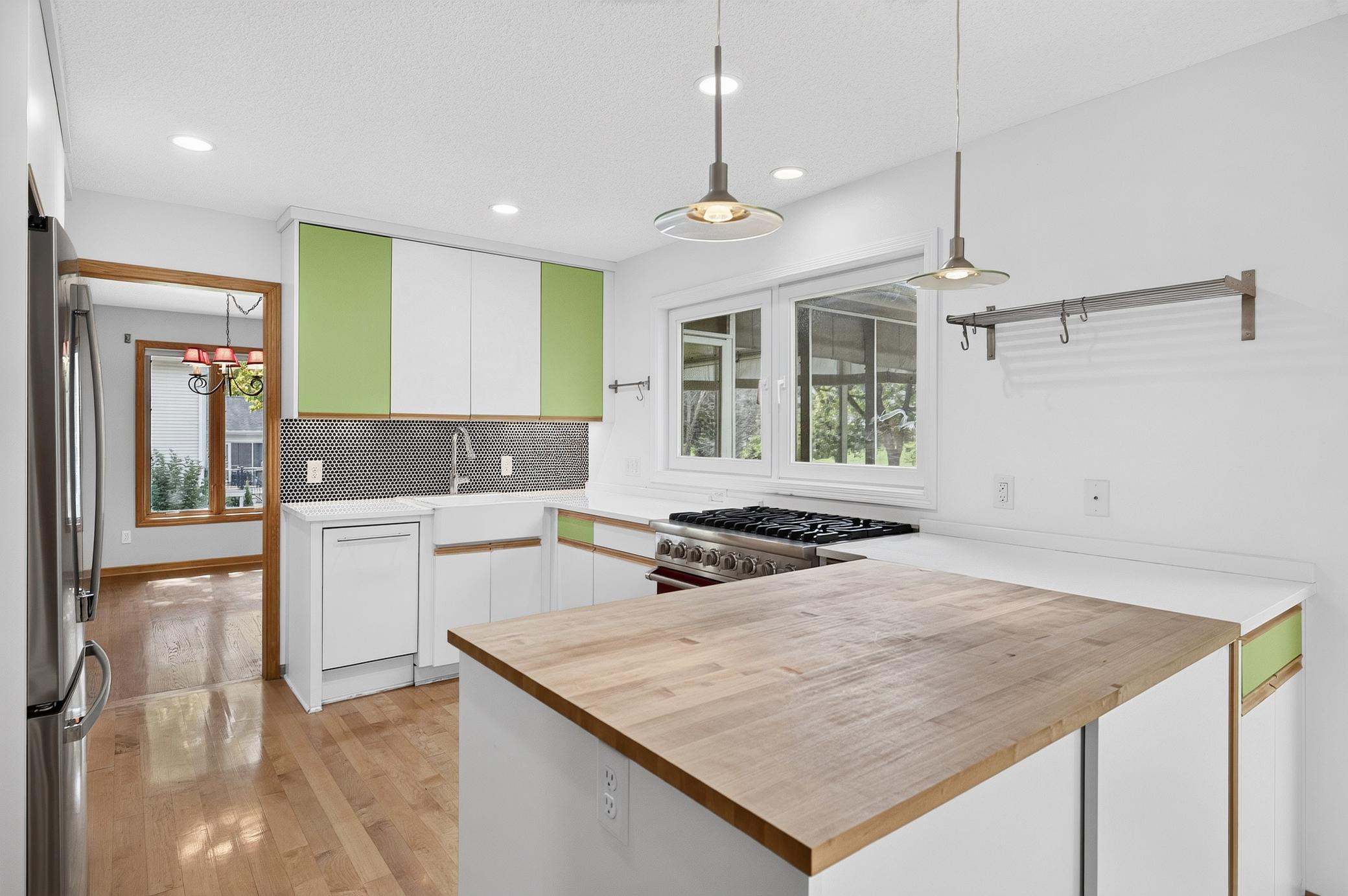 View of Residential at 4840 Sparrow Road, Minnetonka MN 55345, Minnetonka (10 of 44) - Mike Wilen | Minnesota Team Real Estate