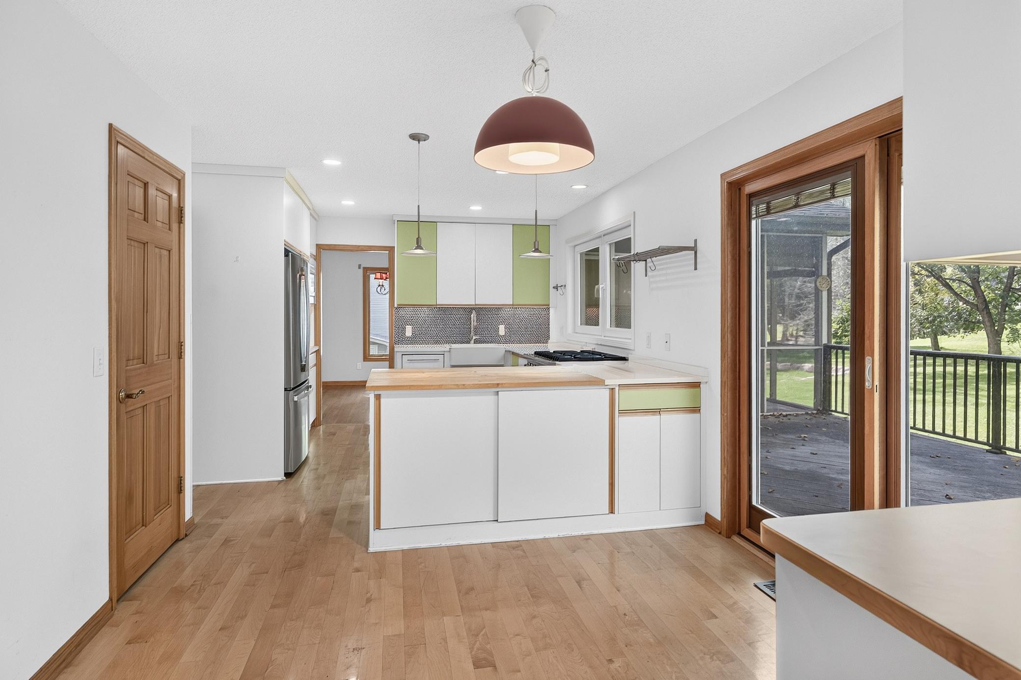 View of Residential at 4840 Sparrow Road, Minnetonka MN 55345, Minnetonka (11 of 44) - Mike Wilen | Minnesota Team Real Estate