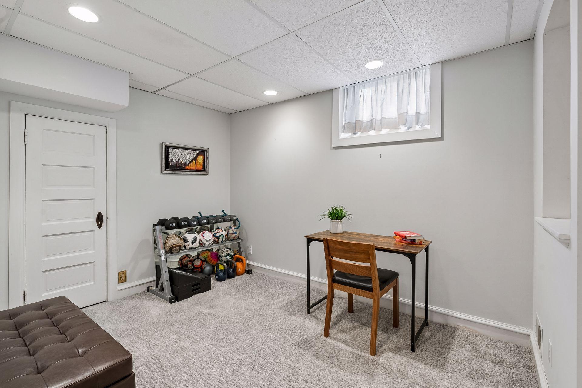 View of Residential at 4609 Drew Avenue, Minneapolis MN 55410, Minneapolis (37 of 63) - Mike Wilen | Minnesota Team Real Estate