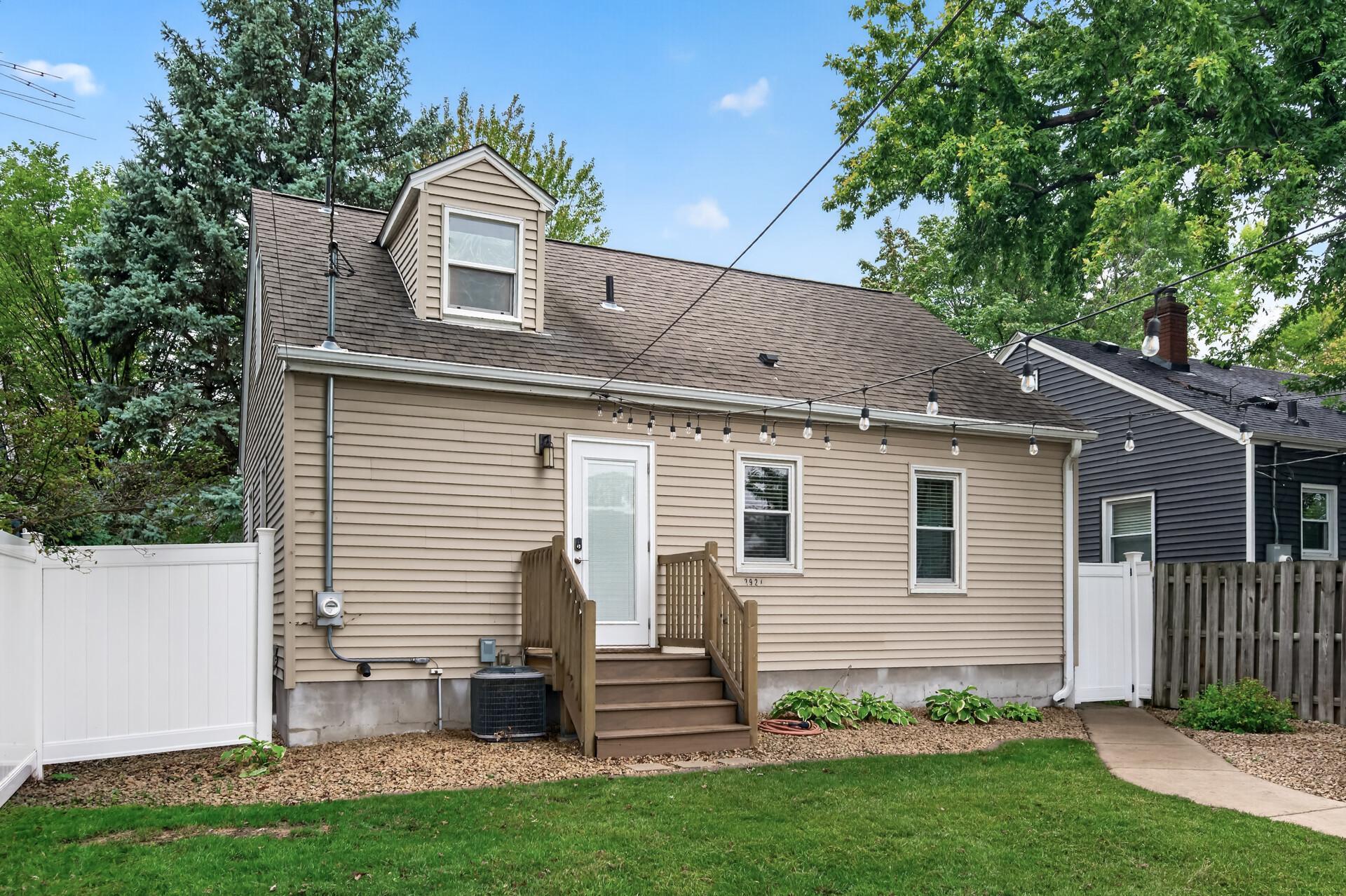 View of Residential at 2921 Georgia Avenue, Saint Louis Park MN 55426, Saint Louis Park (43 of 45) - Mike Wilen | Minnesota Team Real Estate