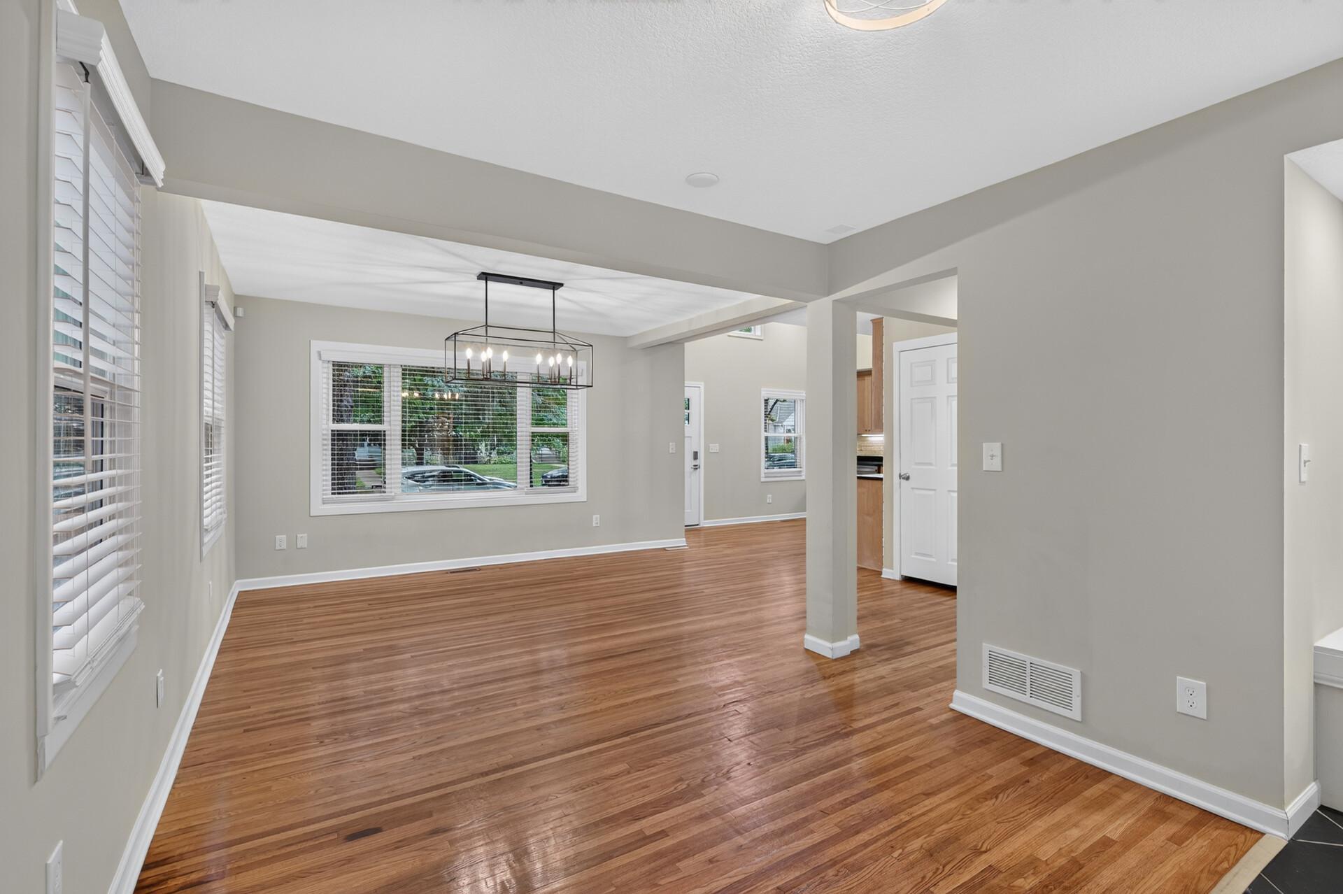 View of Residential at 2921 Georgia Avenue, Saint Louis Park MN 55426, Saint Louis Park (13 of 45) - Mike Wilen | Minnesota Team Real Estate