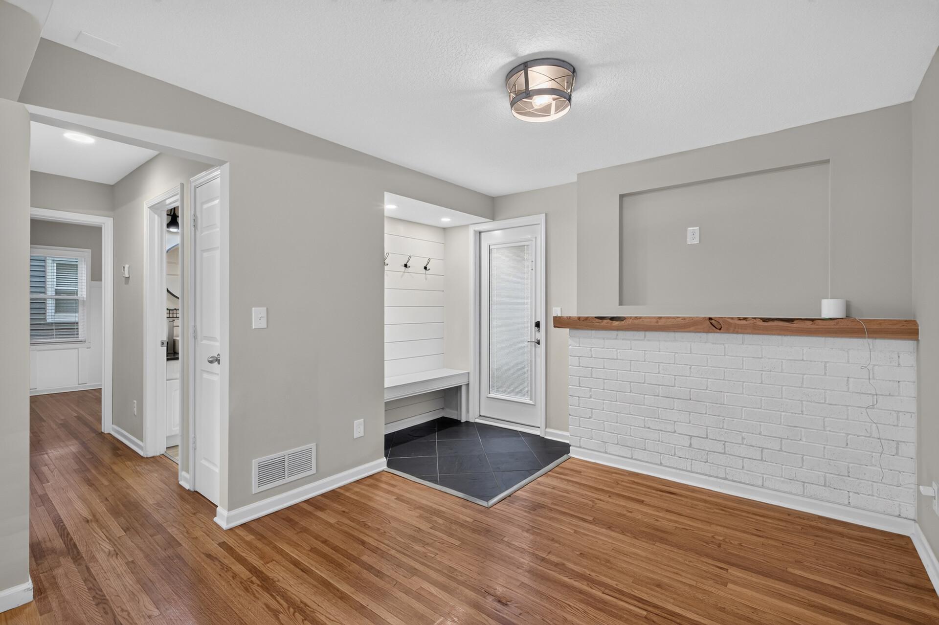 View of Residential at 2921 Georgia Avenue, Saint Louis Park MN 55426, Saint Louis Park (12 of 45) - Mike Wilen | Minnesota Team Real Estate