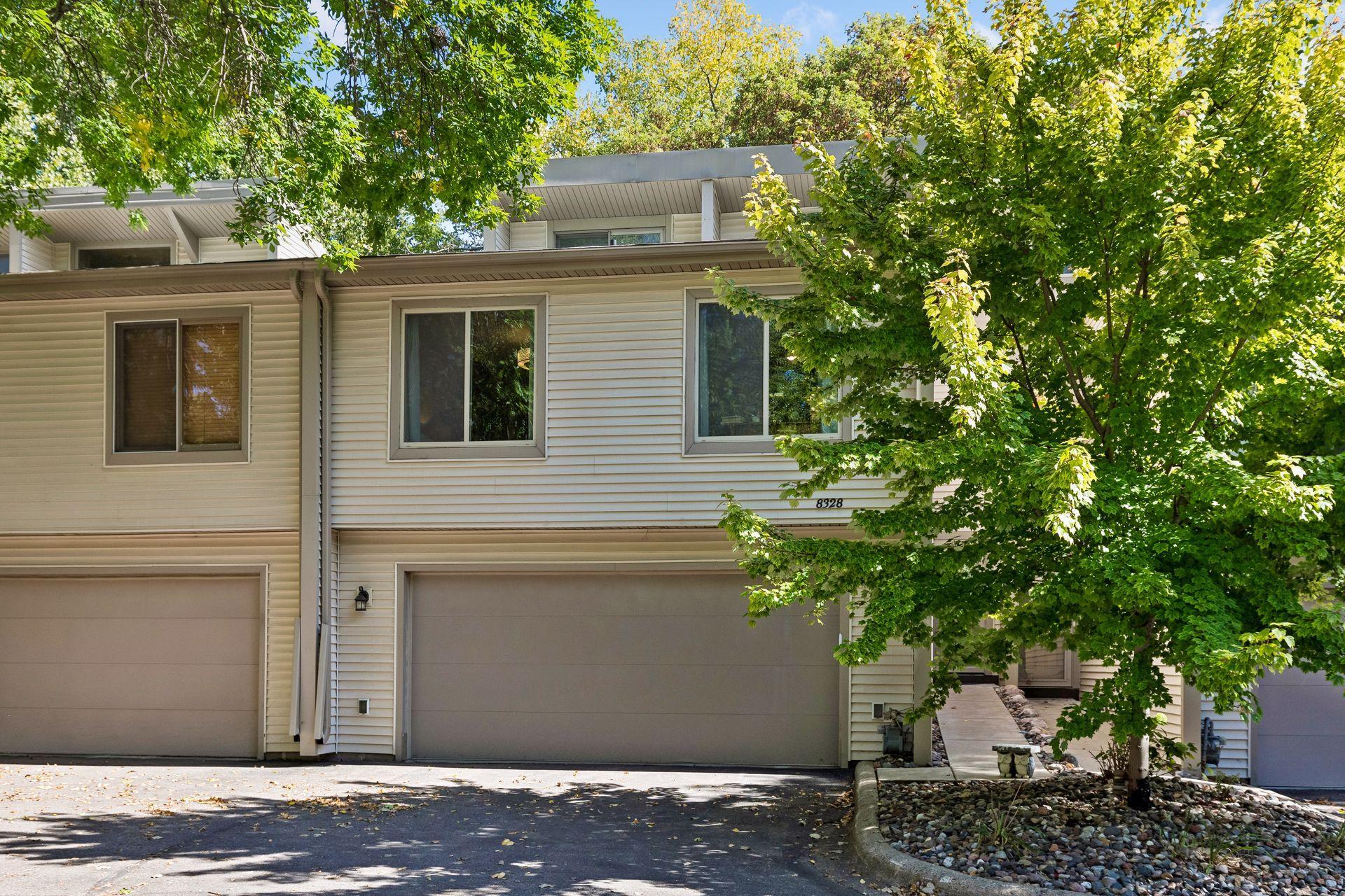 View of Residential at 8328 Upper 138th Court, Apple Valley MN 55124, Apple Valley (34 of 43) - Mike Wilen | Minnesota Team Real Estate