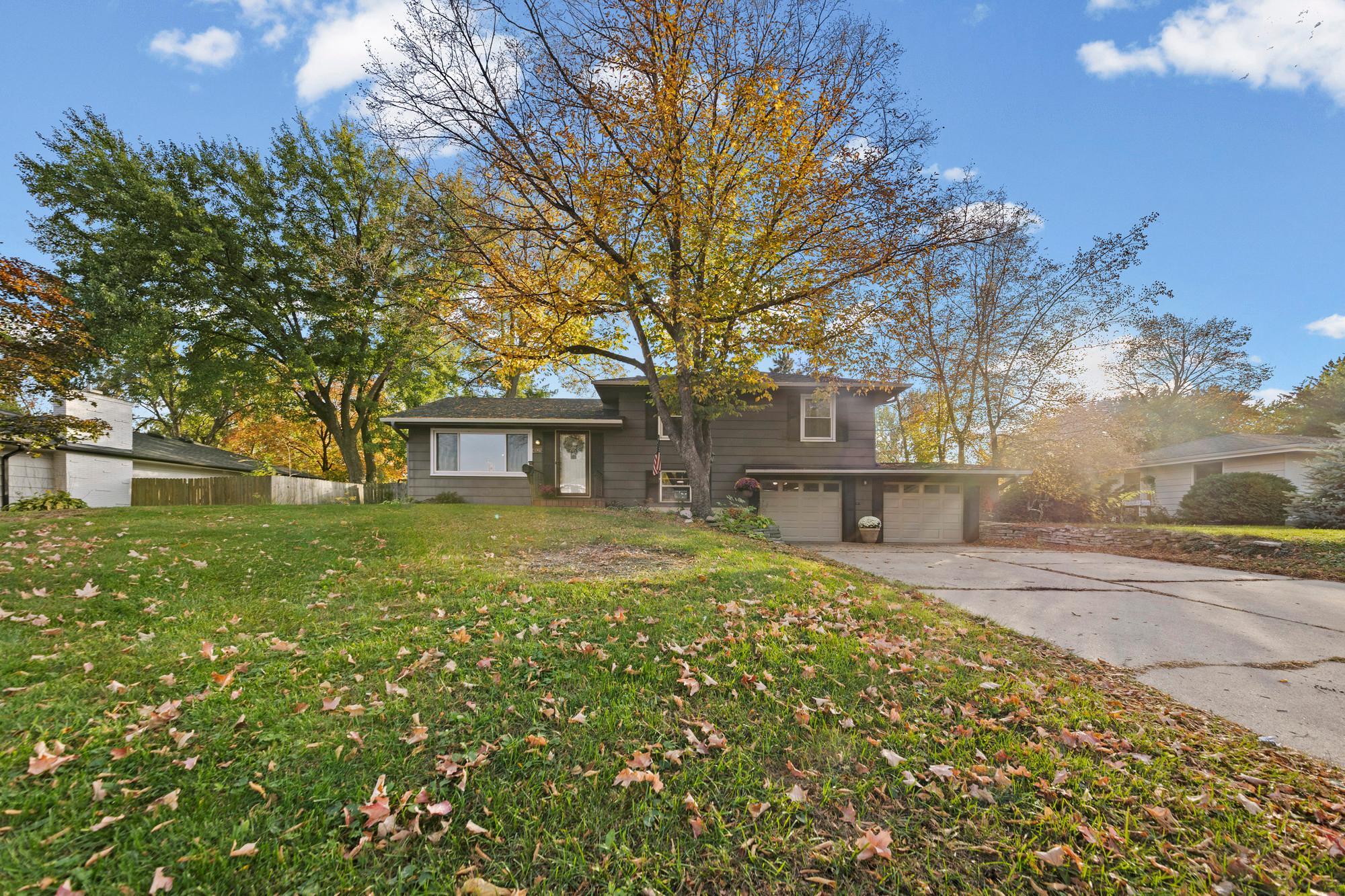 View of Residential at 4625 Oxborough Lane, Bloomington MN 55437, Bloomington (3 of 54) - Mike Wilen | Minnesota Team Real Estate