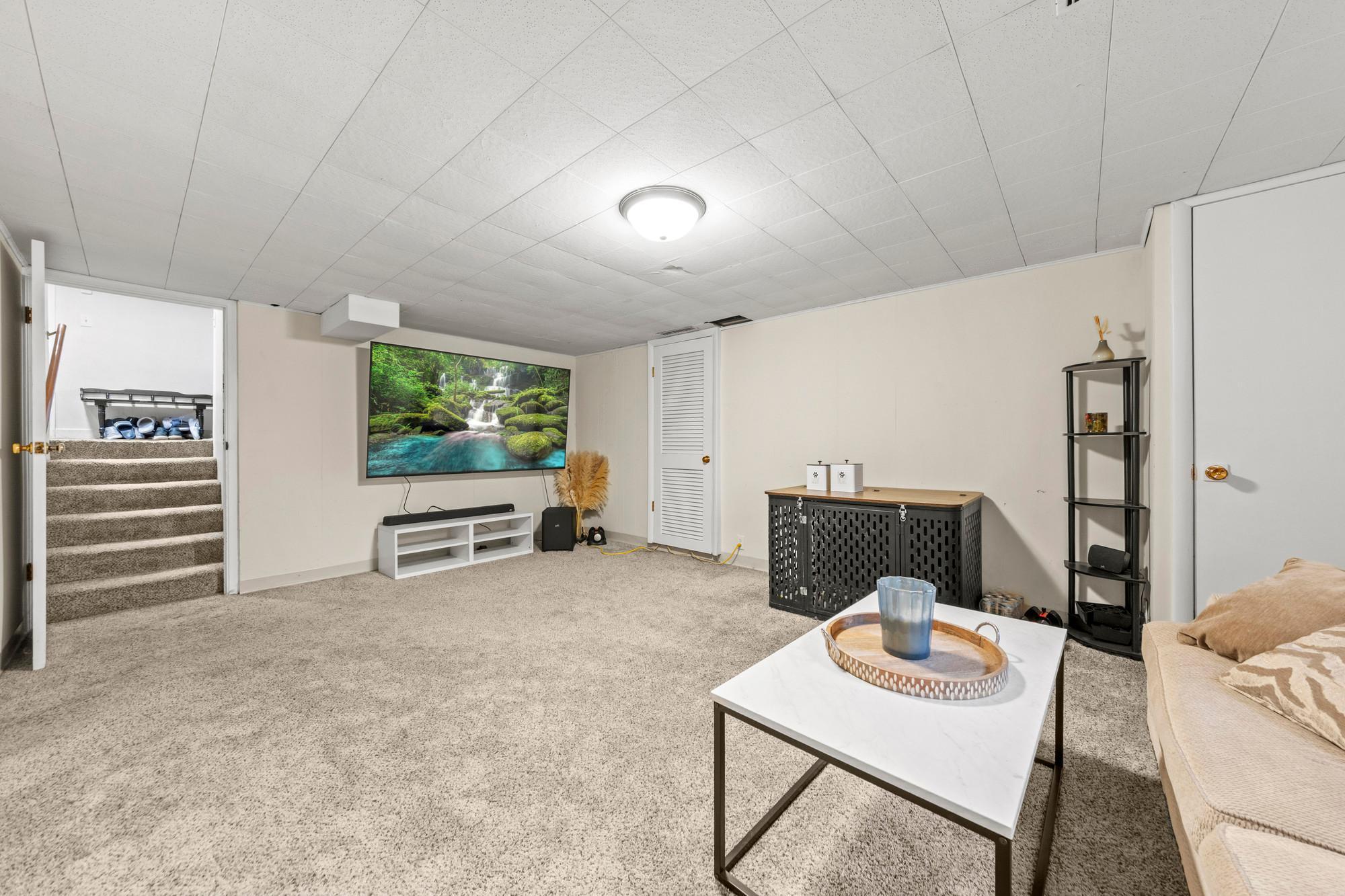 View of Residential at 4625 Oxborough Lane, Bloomington MN 55437, Bloomington (33 of 54) - Mike Wilen | Minnesota Team Real Estate