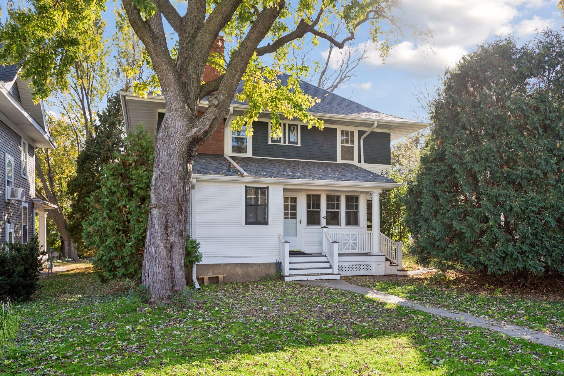 View of Residential at 2073 Carroll Avenue, Saint Paul MN 55104, Saint Paul (29 of 31) - Mike Wilen | Minnesota Team Real Estate