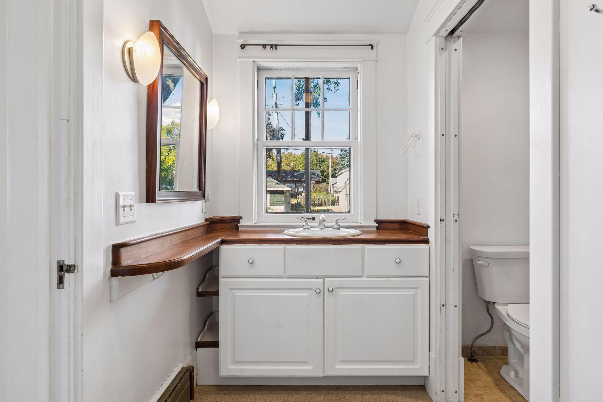 View of Residential at 2073 Carroll Avenue, Saint Paul MN 55104, Saint Paul (17 of 31) - Mike Wilen | Minnesota Team Real Estate