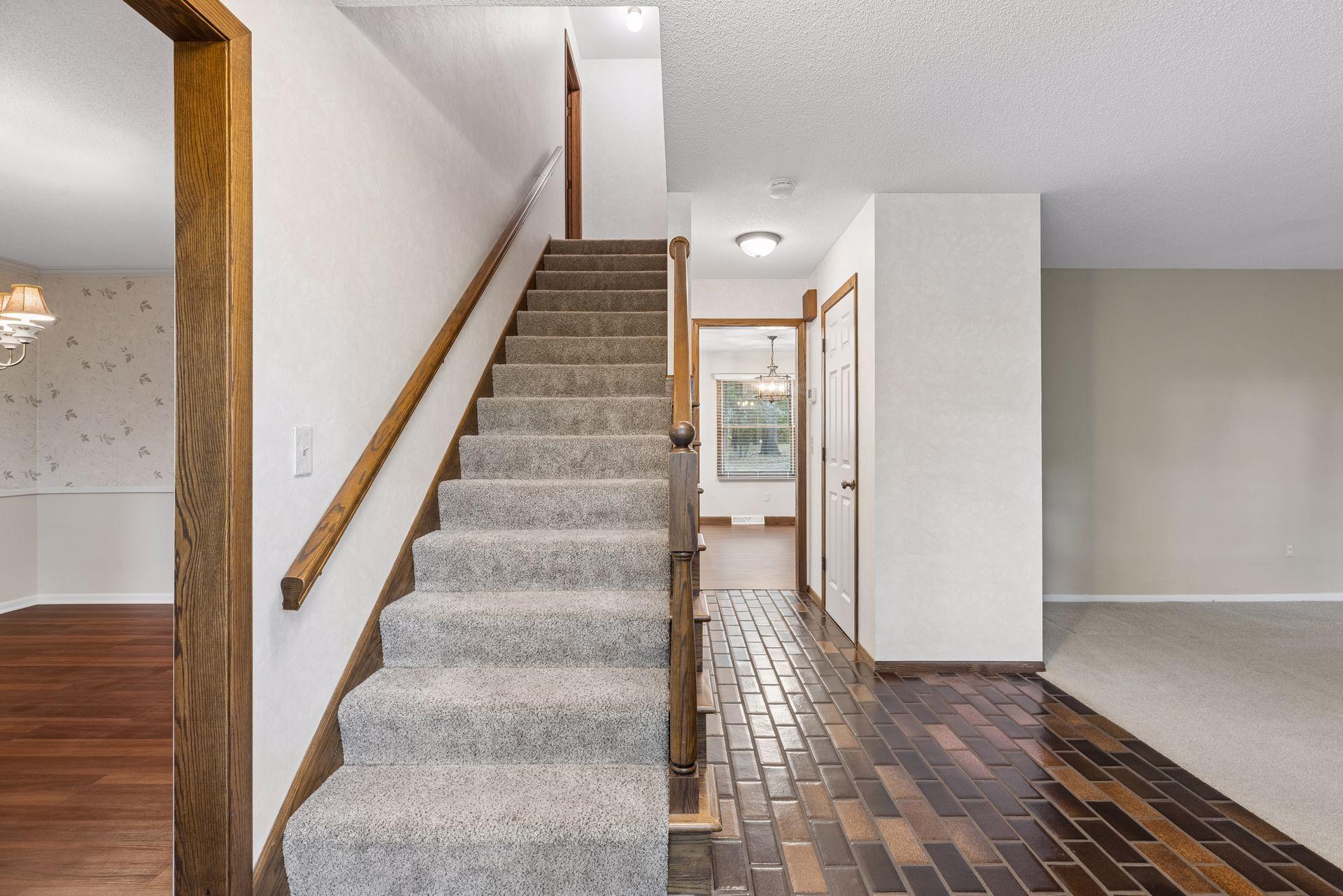 View of Residential at 360 Quail Road, Dellwood MN 55110, Dellwood (4 of 35) - Mike Wilen | Minnesota Team Real Estate