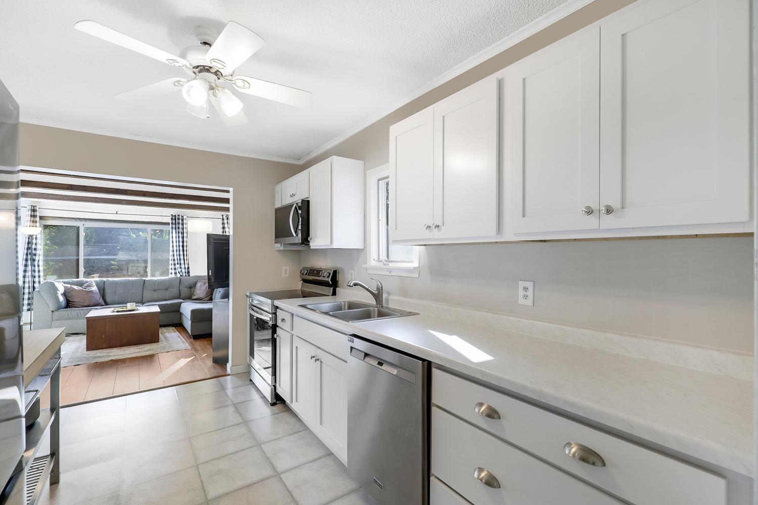 View of Residential at 3640 Orchard Avenue, Robbinsdale MN 55422, Robbinsdale (9 of 20) - Mike Wilen | Minnesota Team Real Estate